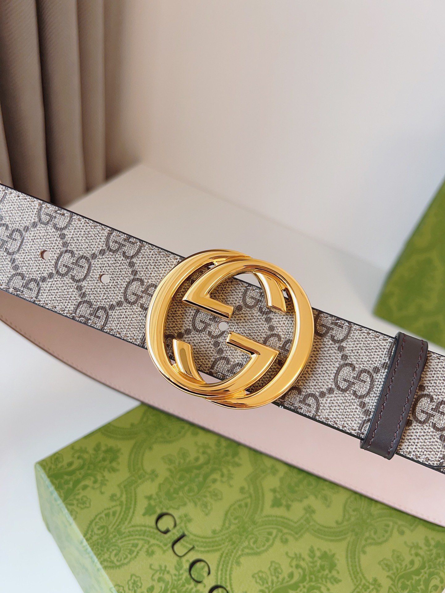 Gucci Leather Belt M