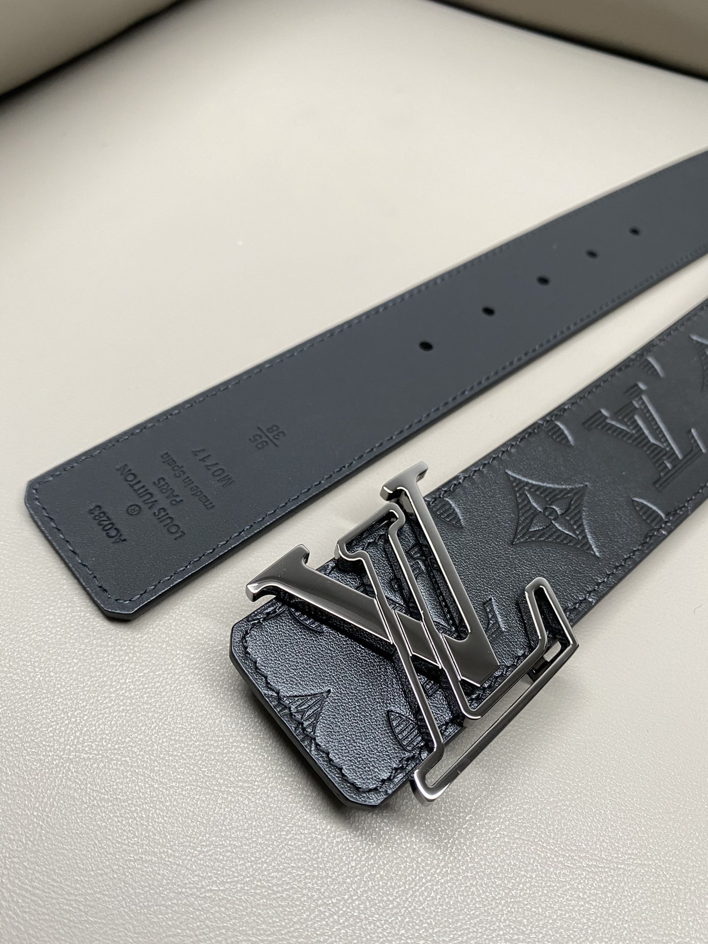 Louis Vuitton Basic Belt Cow Leather S-l