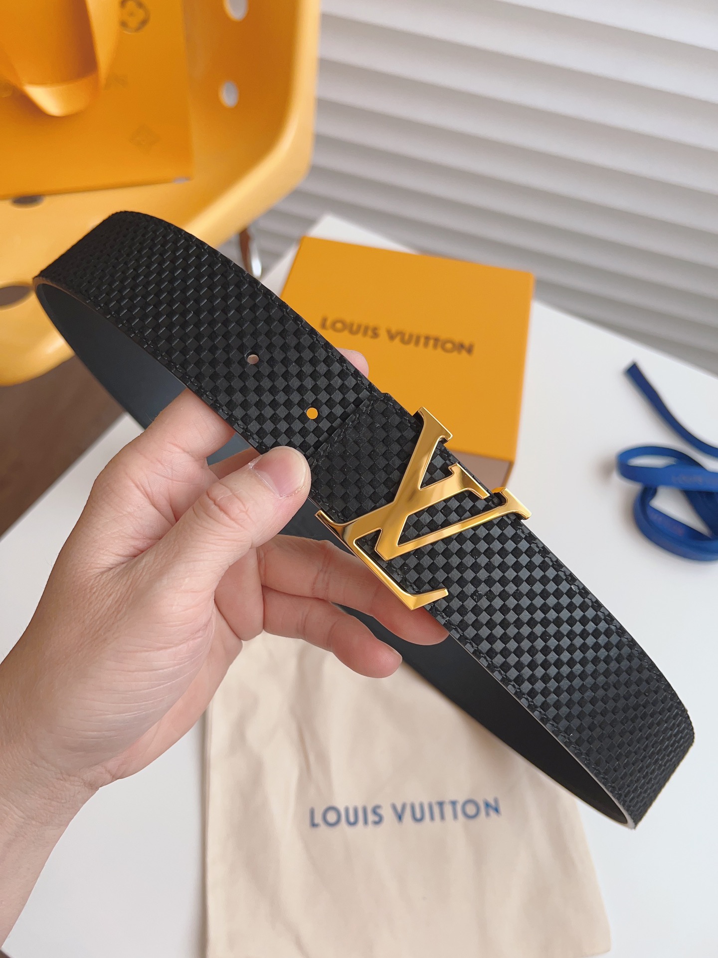 Louis Vuitton Male Basic Belt Cow Leather S-m-l