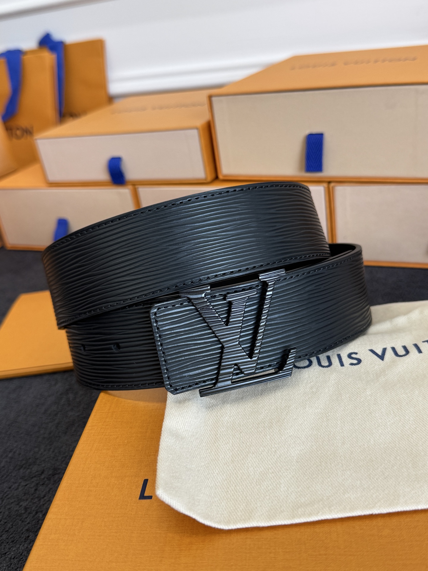 Louis Vuitton Male Basic Belt S-m-l