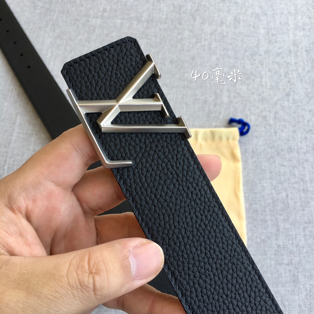 Louis Vuitton Male Leather Belt Cow Leather M-l