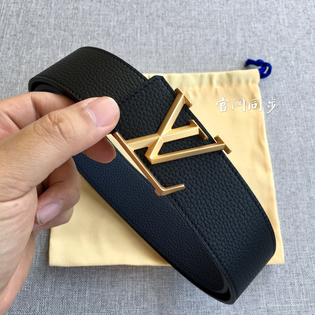 Louis Vuitton Male Leather Belt Cow Leather M-l