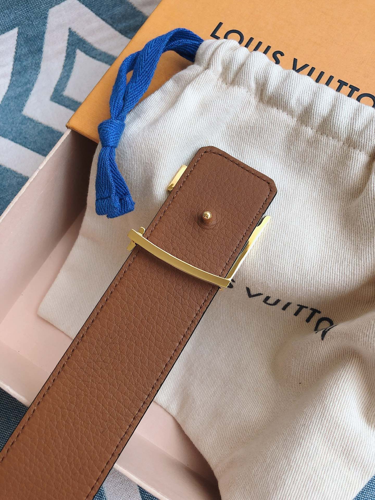 Louis Vuitton Male Leather Belt M-l
