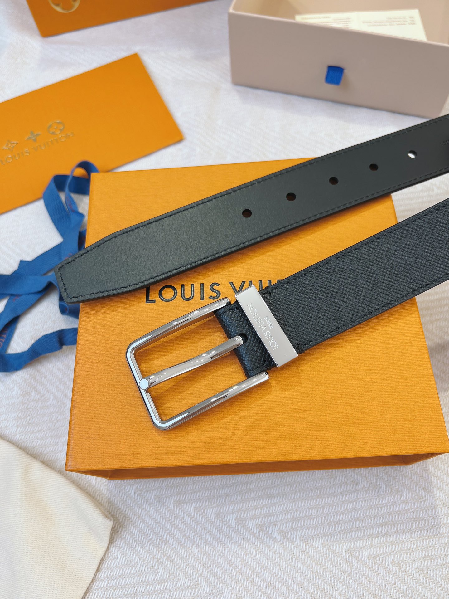 Louis Vuitton Leather Belt Cow Leather L
