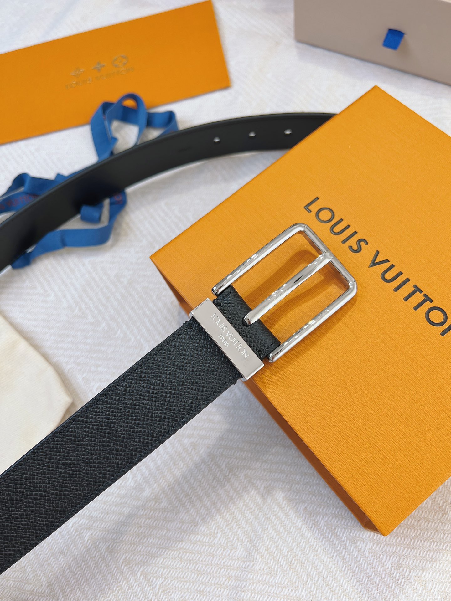 Louis Vuitton Leather Belt Cow Leather L