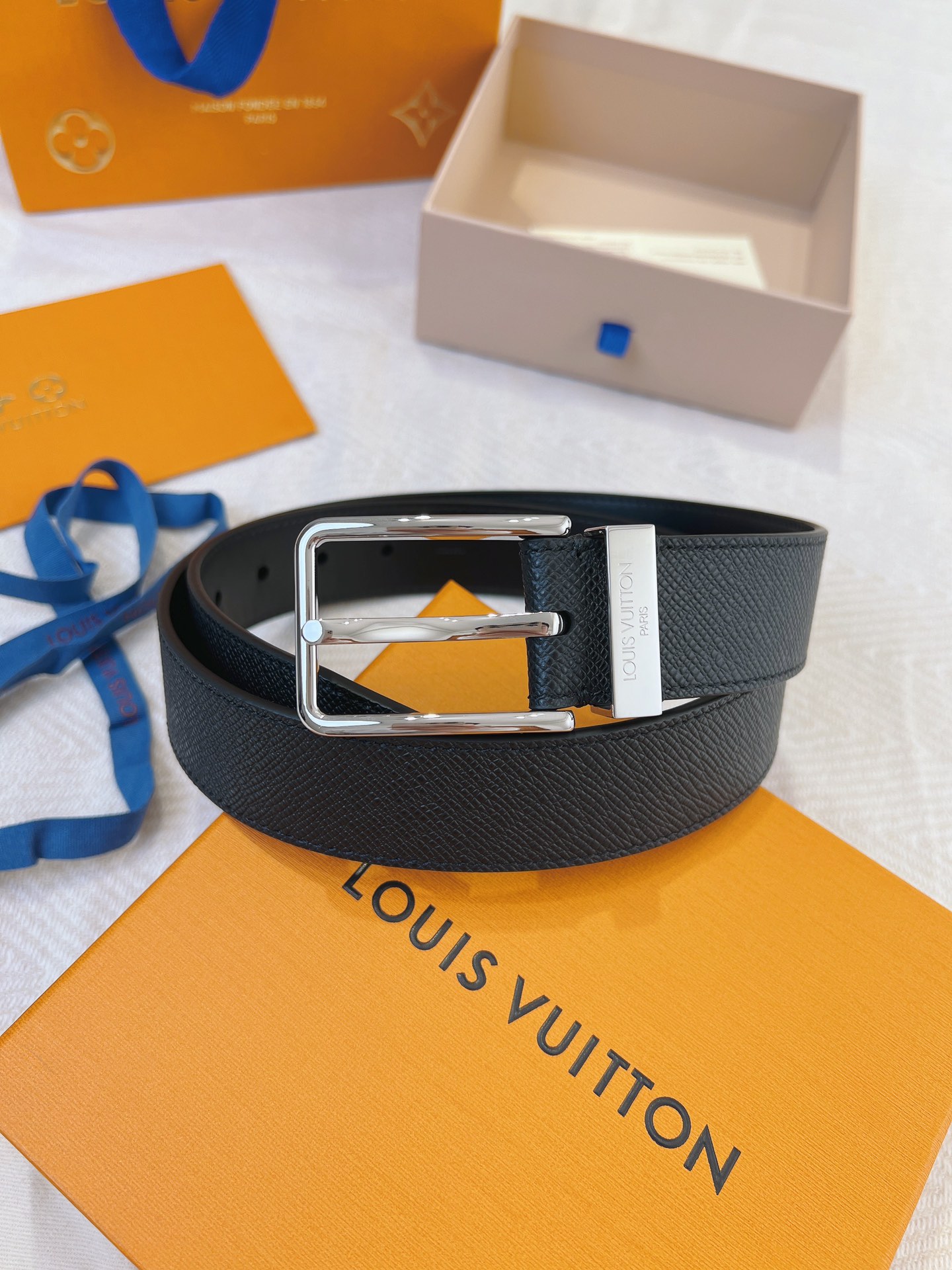 Louis Vuitton Leather Belt Cow Leather L