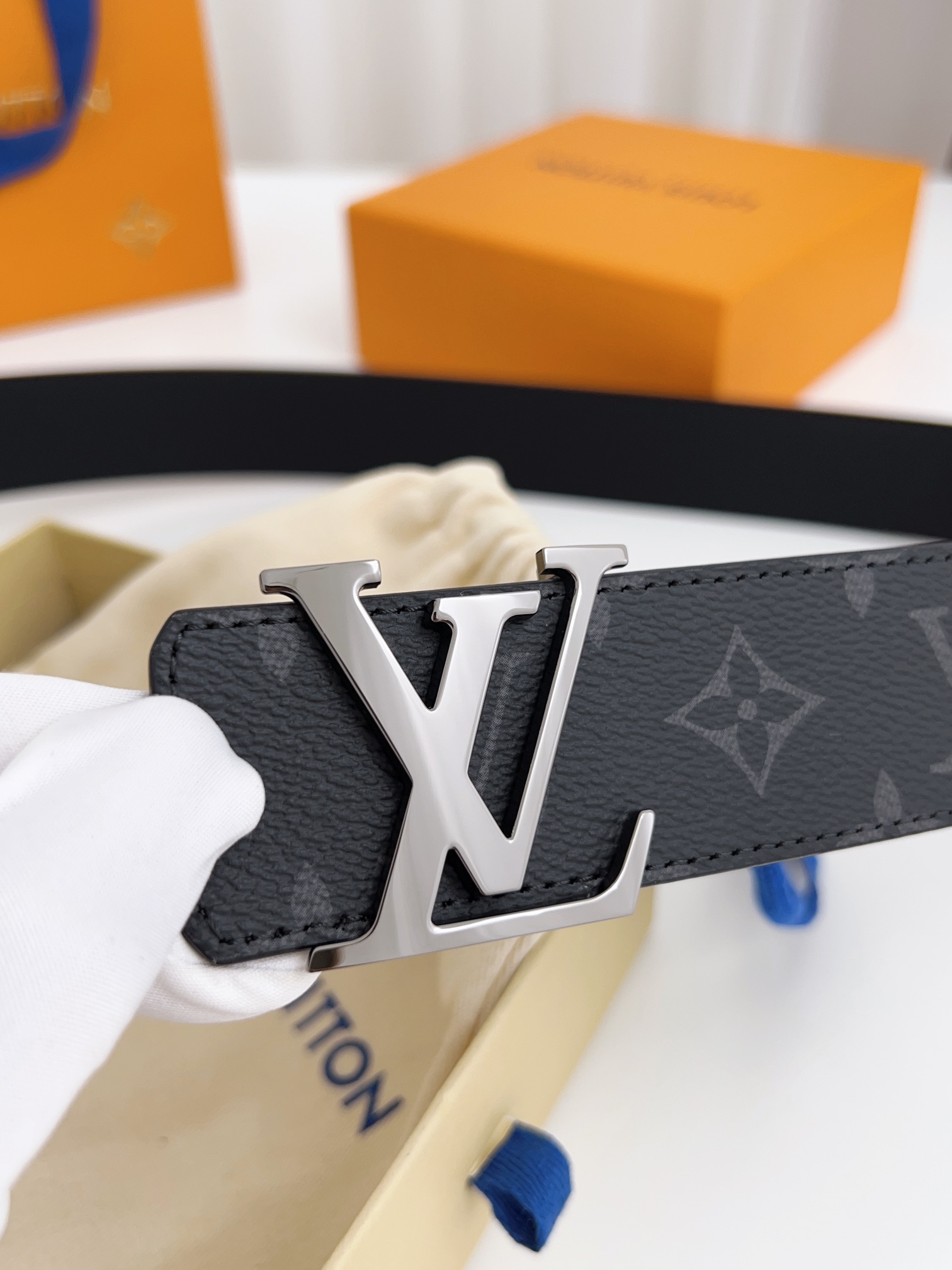 Louis Vuitton Basic Belt Cow Leather Waterproof 125cm-m-l