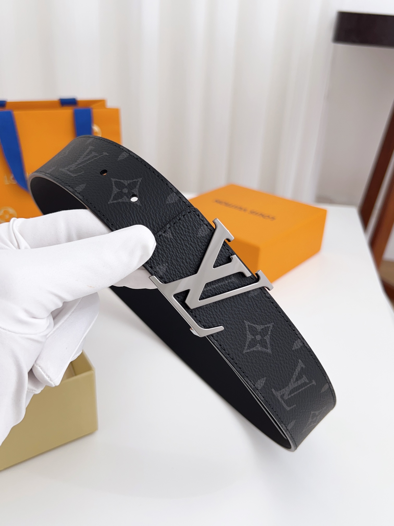 Louis Vuitton Basic Belt Cow Leather Waterproof 125cm-m-l