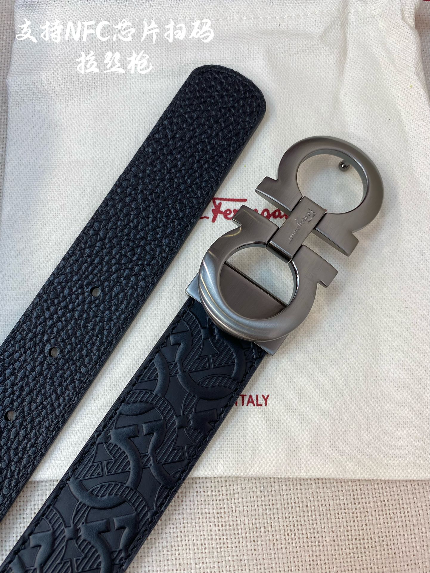 Salvatore Ferragamo Male Leather Belt Cow Leather M