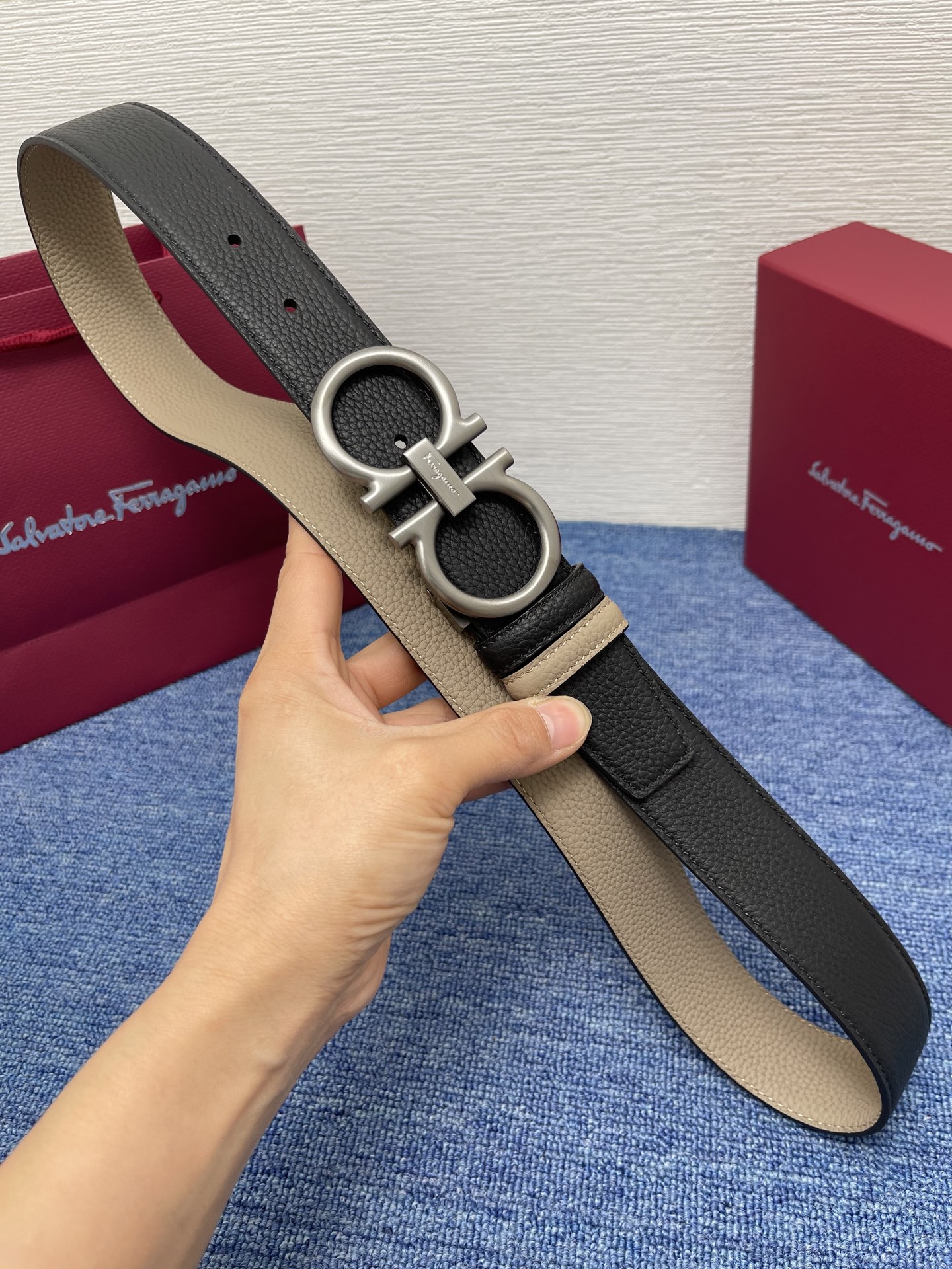 Salvatore Ferragamo Leather Belt Cow Leather Black M