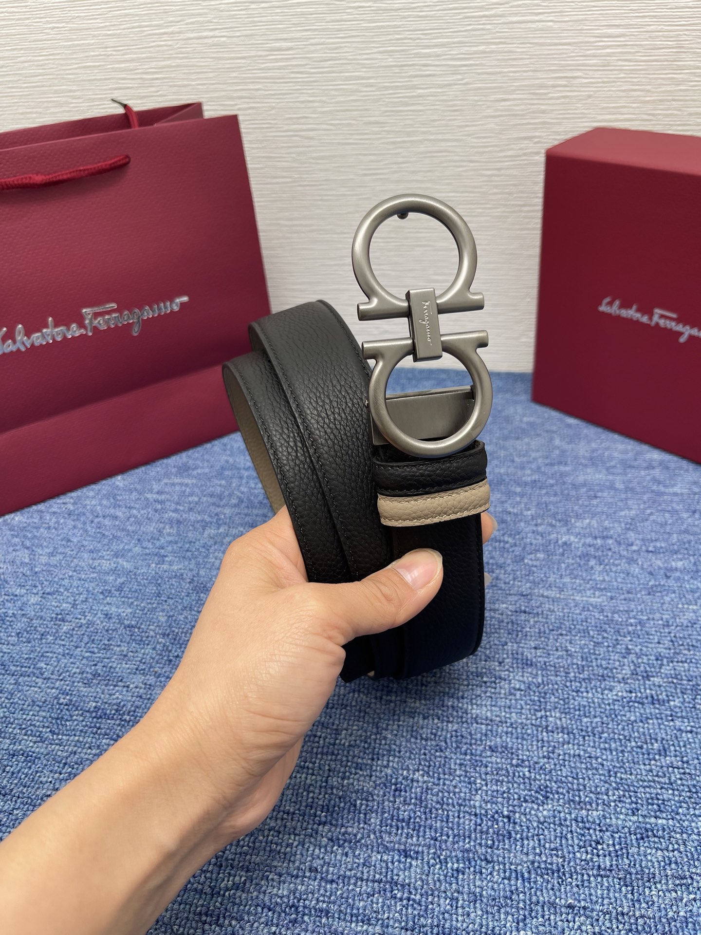 Salvatore Ferragamo Leather Belt Cow Leather Black M