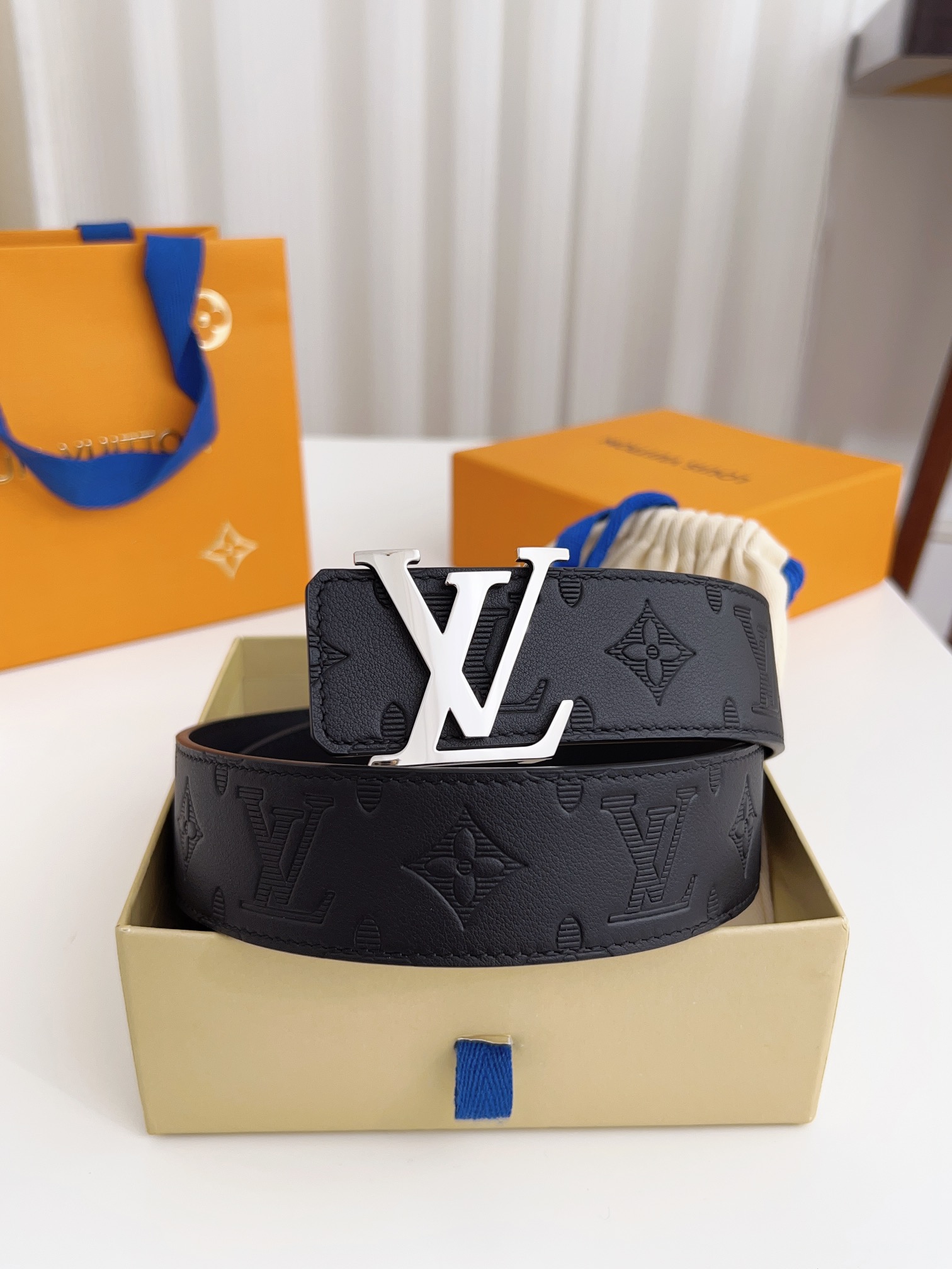 Louis Vuitton Basic Belt 40mm-l