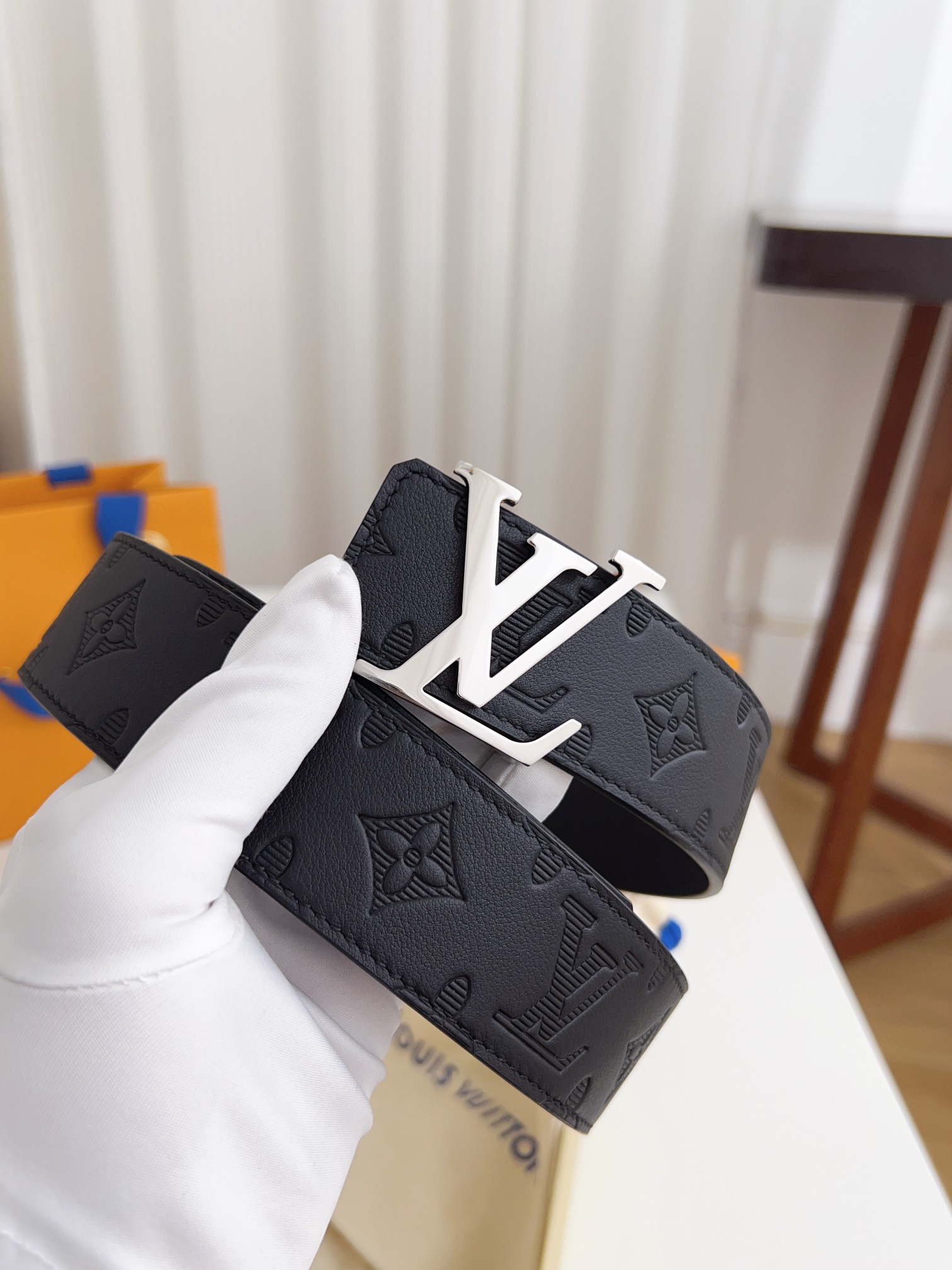 Louis Vuitton Basic Belt 40mm-l