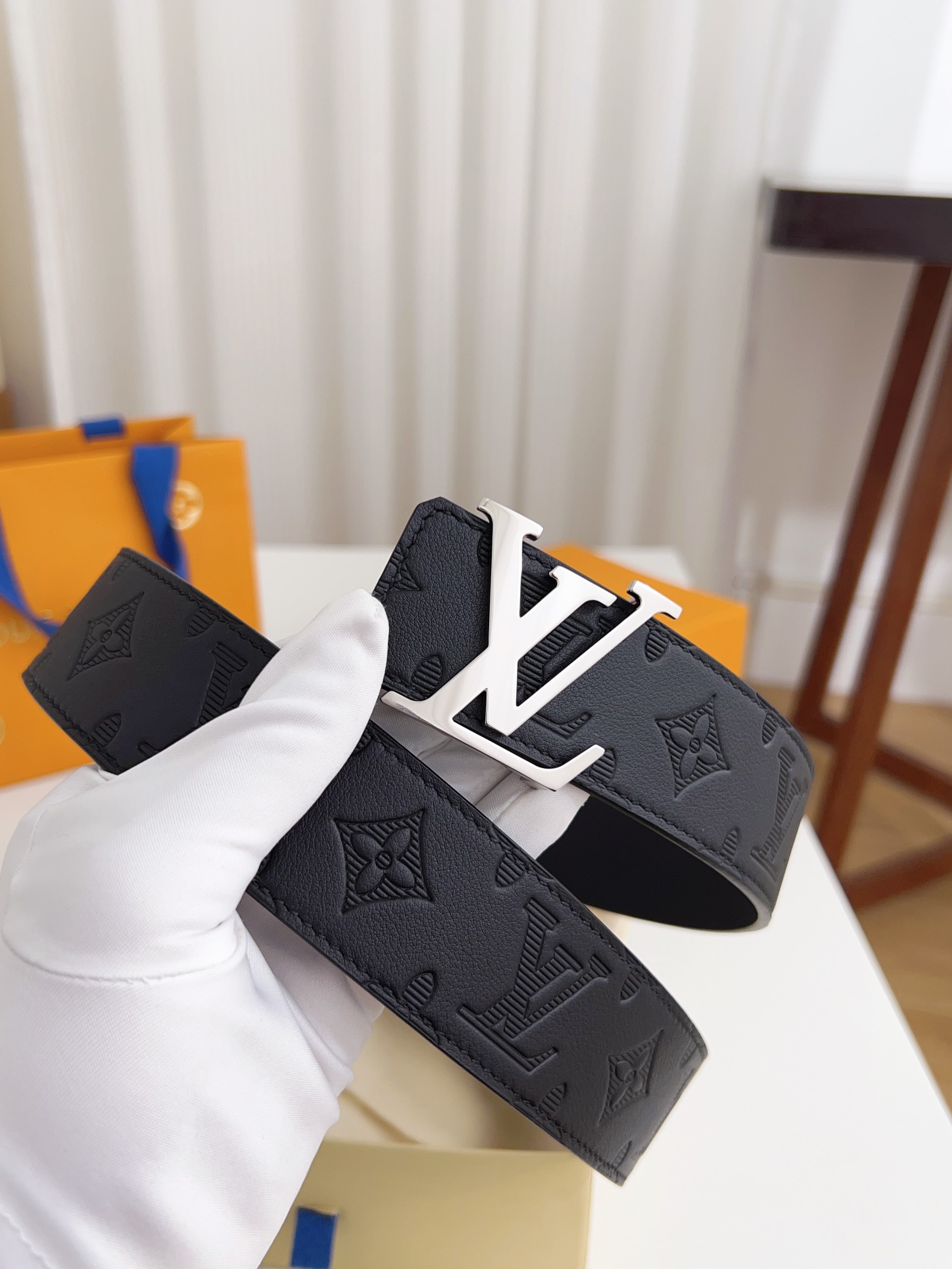 Louis Vuitton Basic Belt 40mm-l