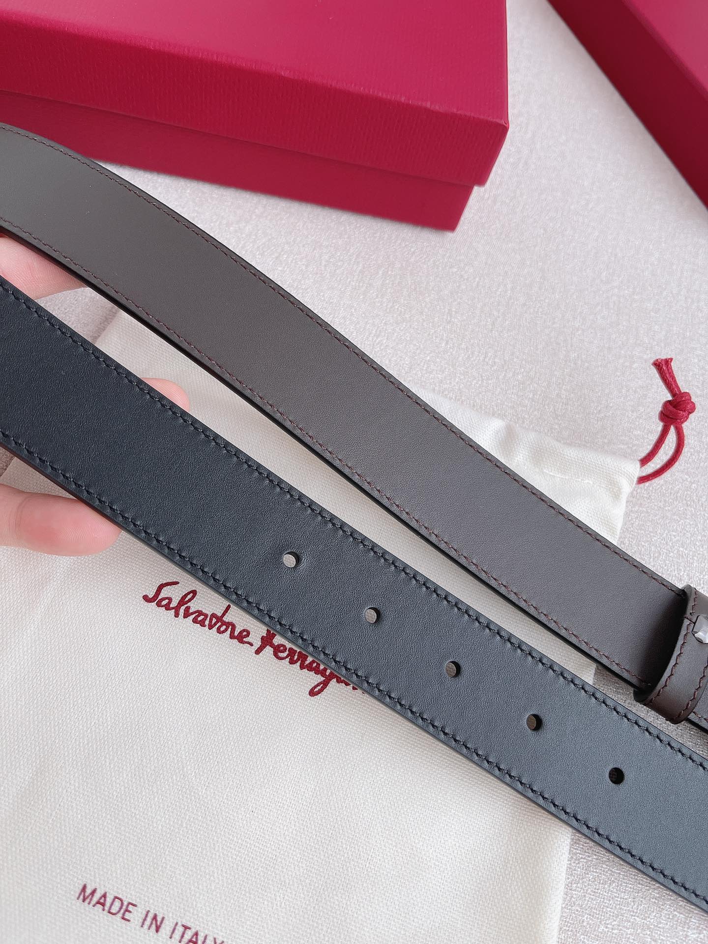 Salvatore Ferragamo Leather Belt Adjustable 35mm-m