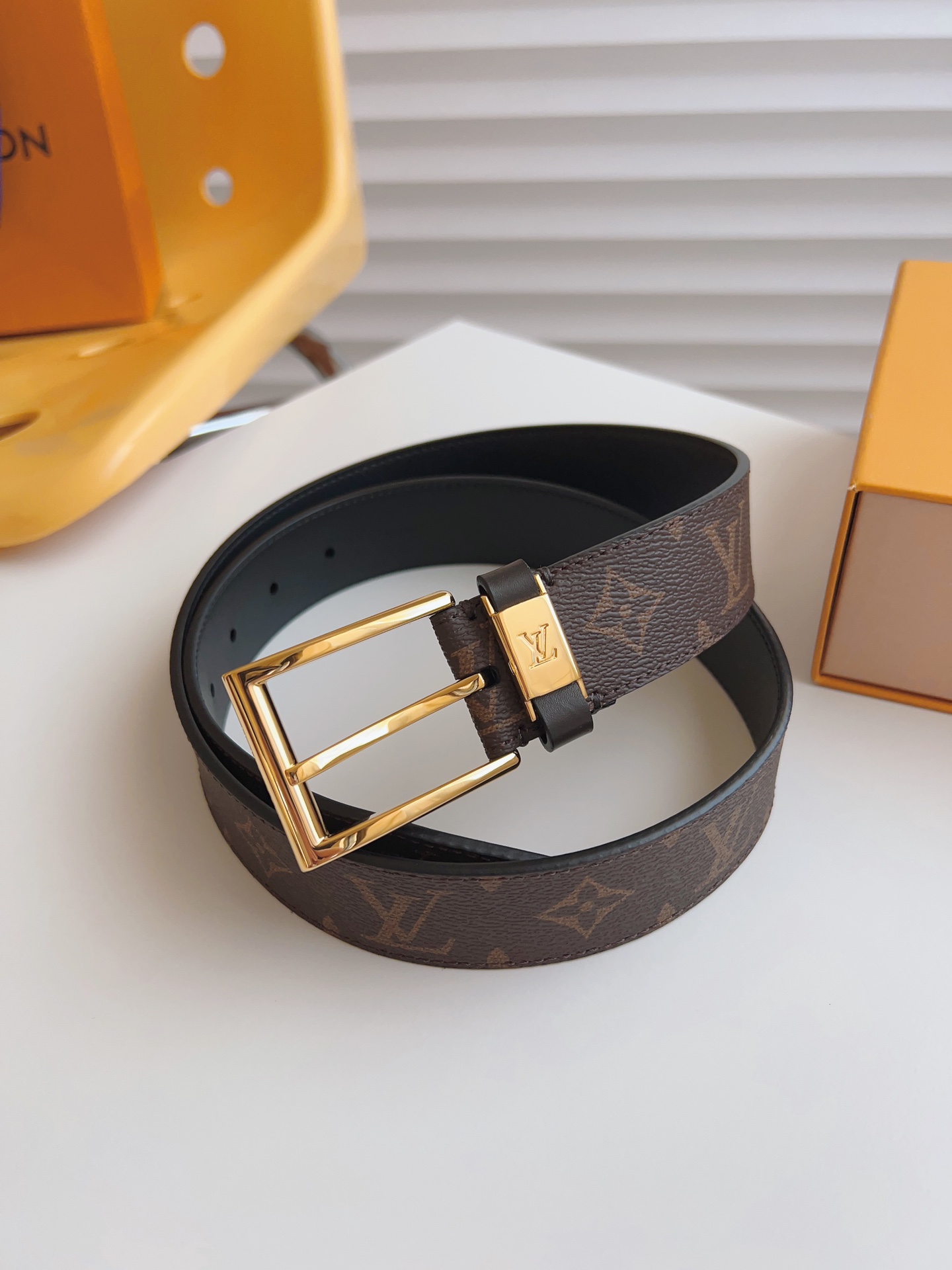 Louis Vuitton Male Basic Belt 35mm-l
