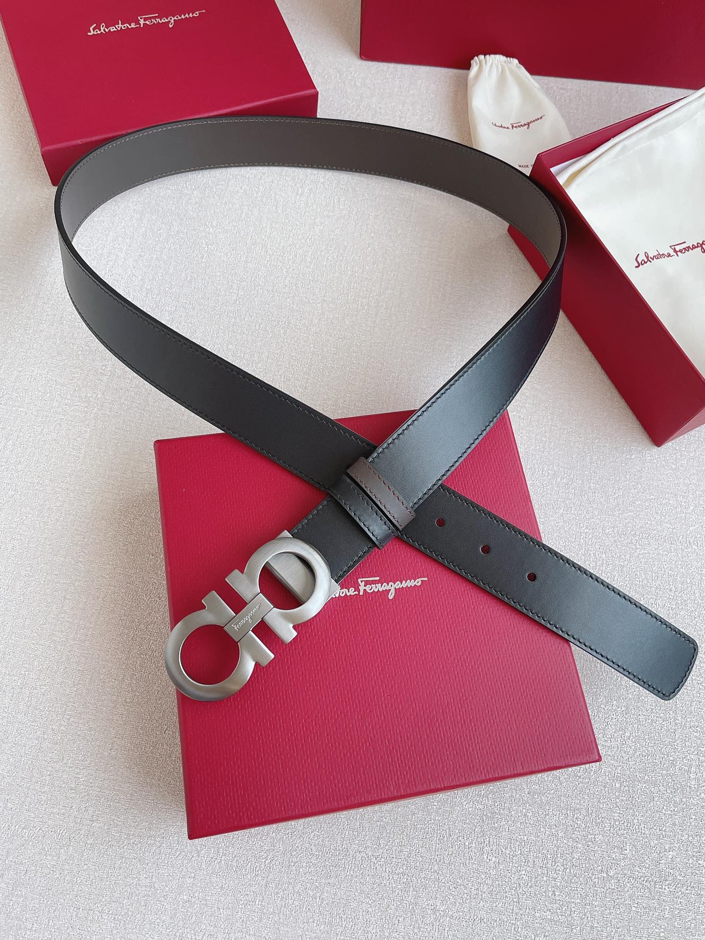 Salvatore Ferragamo Leather Belt Adjustable 35mm-m