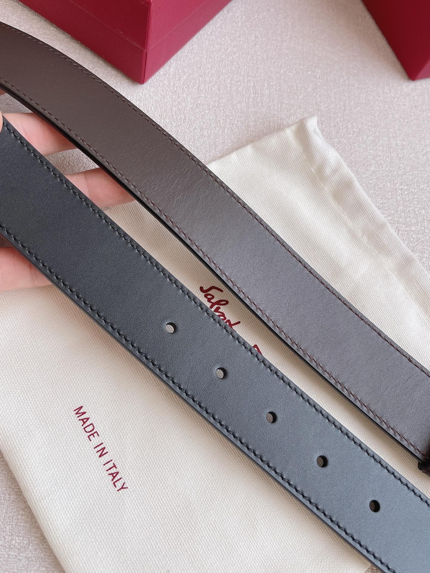 Salvatore Ferragamo Leather Belt Adjustable 35mm-m