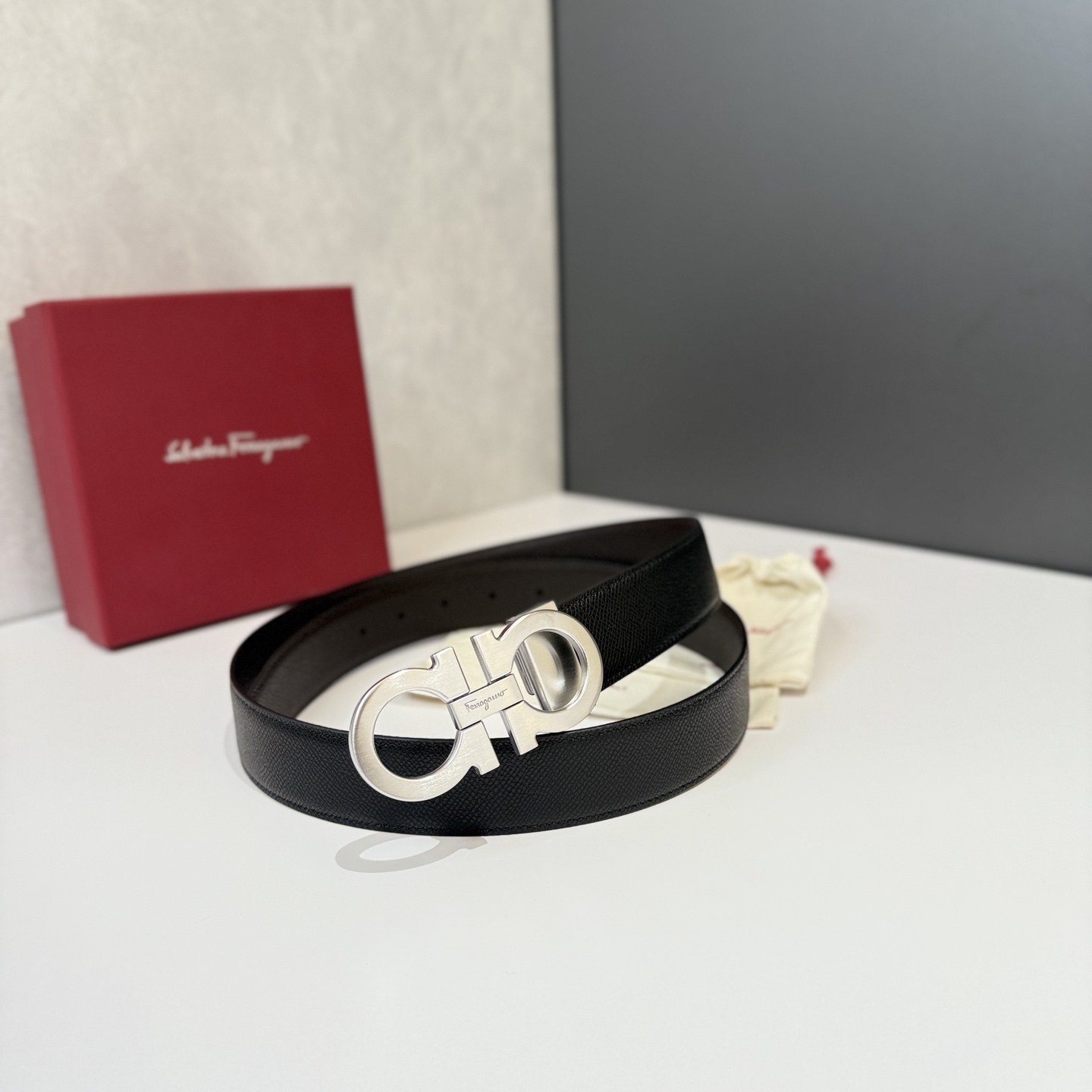 Salvatore Ferragamo Basic Belt S-m-l