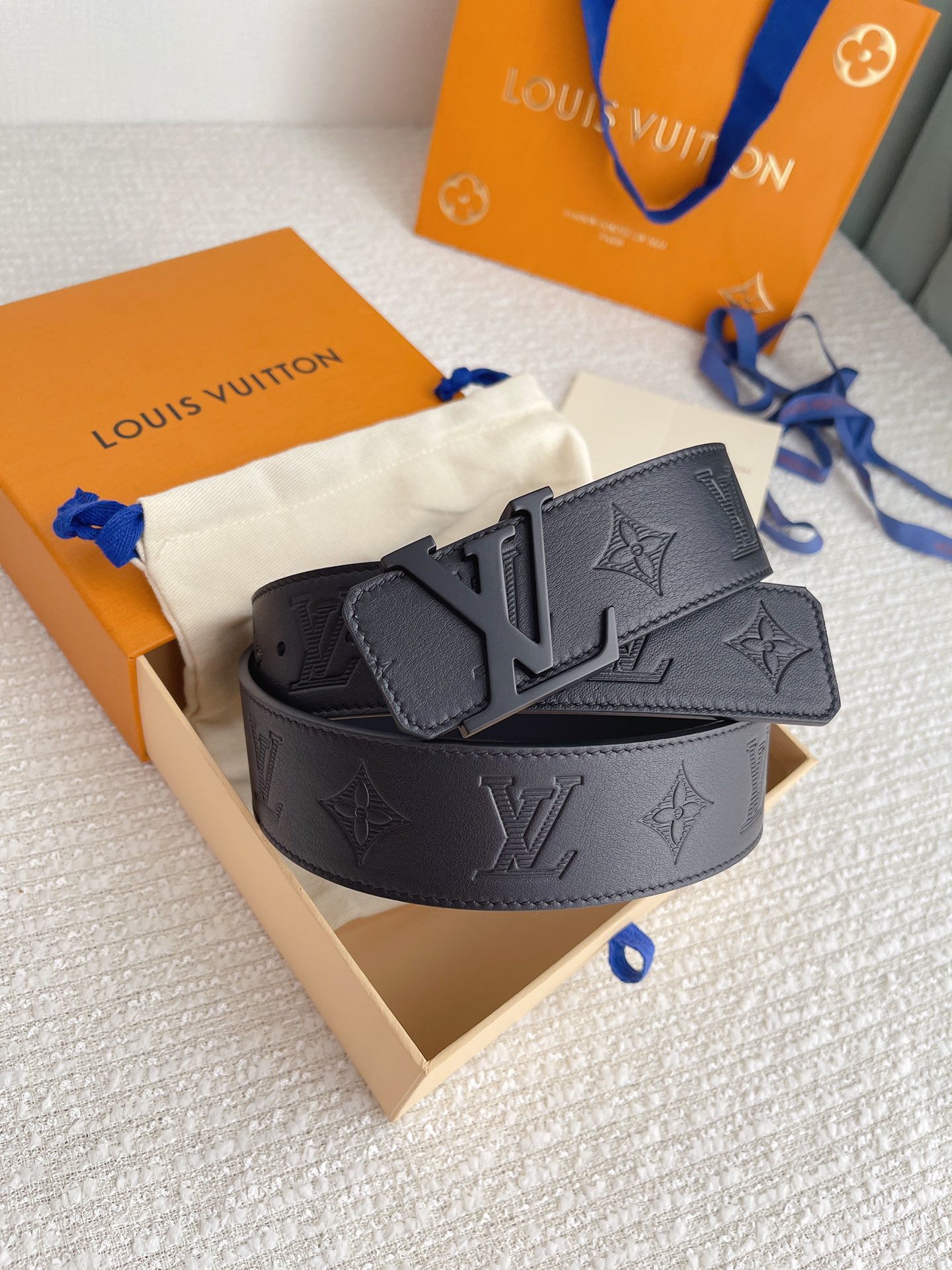 Louis Vuitton Male Basic Belt Cow Leather S-l