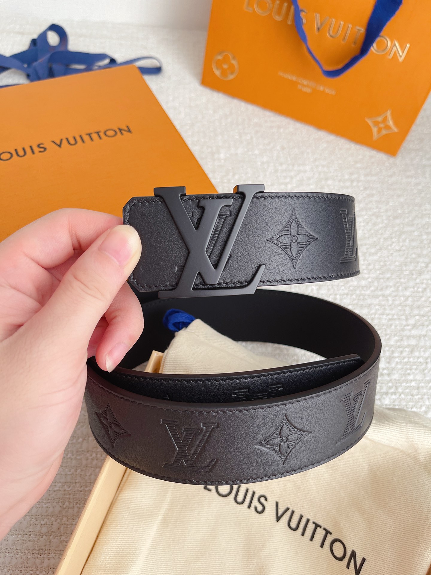 Louis Vuitton Male Basic Belt Cow Leather S-l