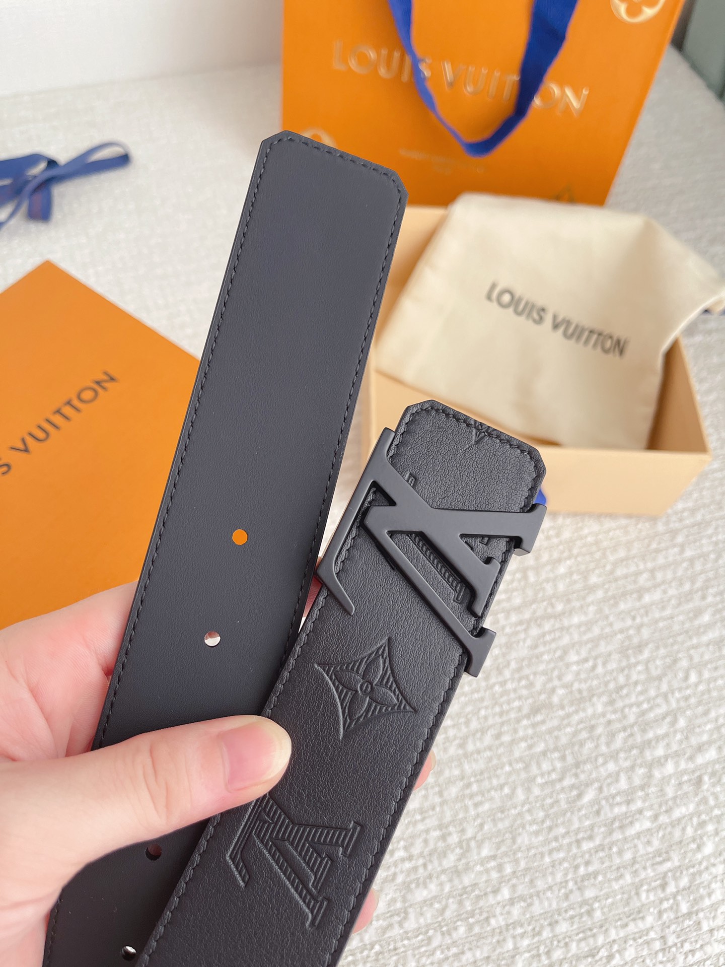 Louis Vuitton Male Basic Belt Cow Leather S-l