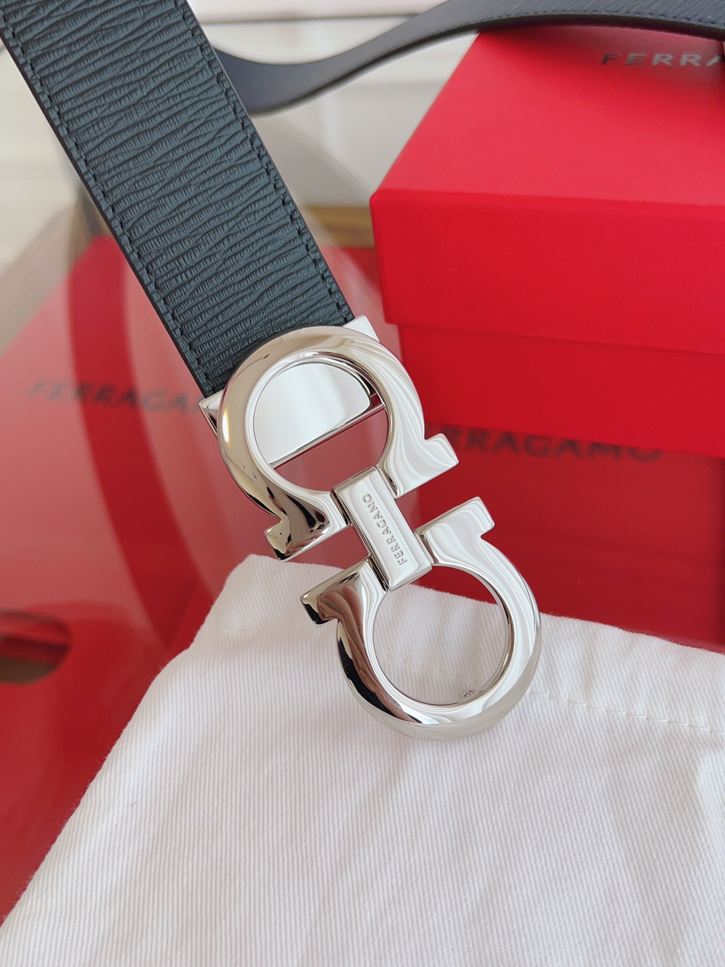 Salvatore Ferragamo Basic Belt M