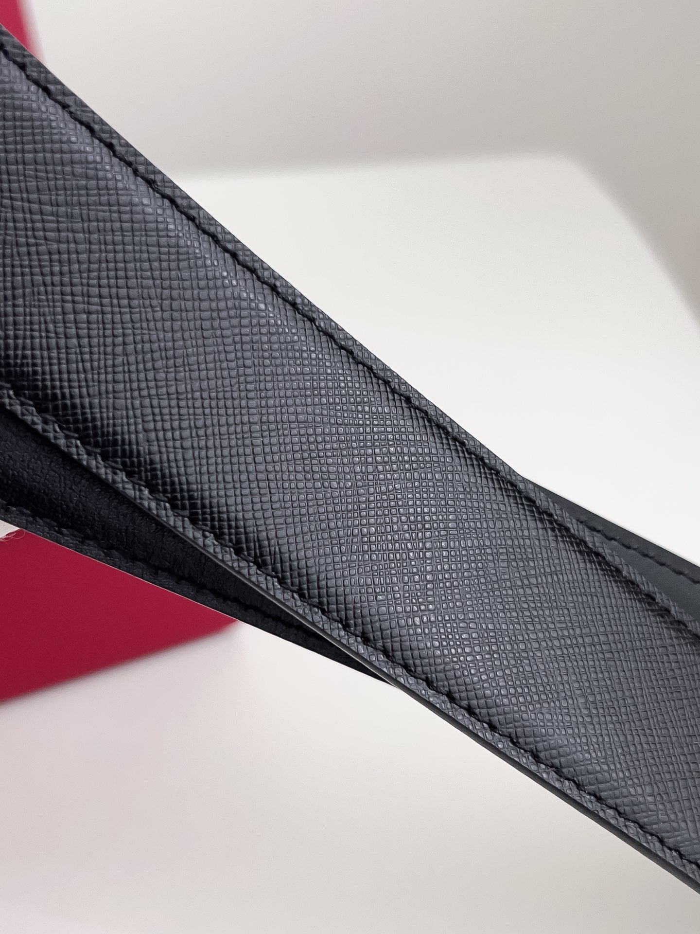 Salvatore Ferragamo Male Leather Belt Adjustable M