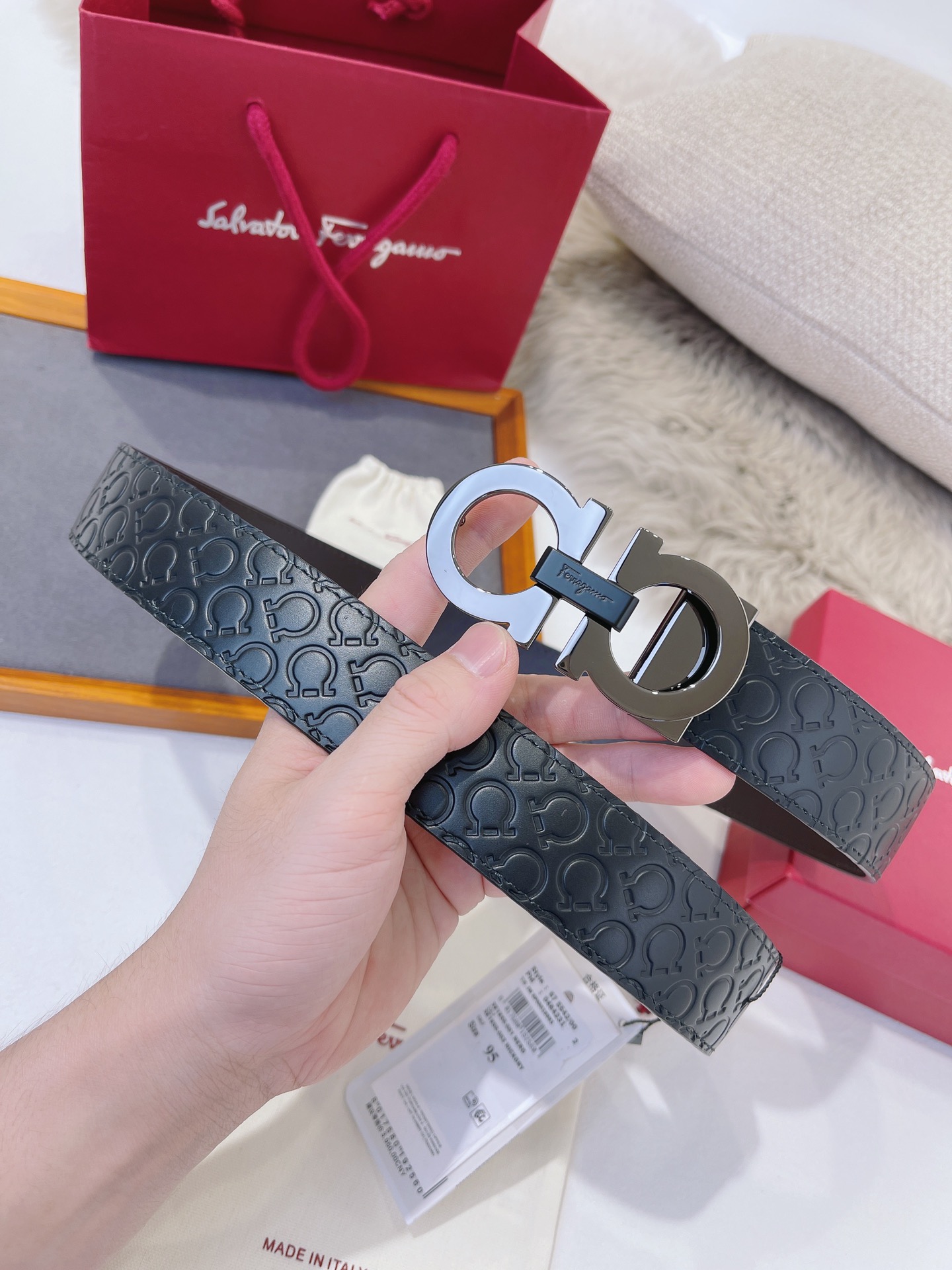 Salvatore Ferragamo Male Leather Belt M