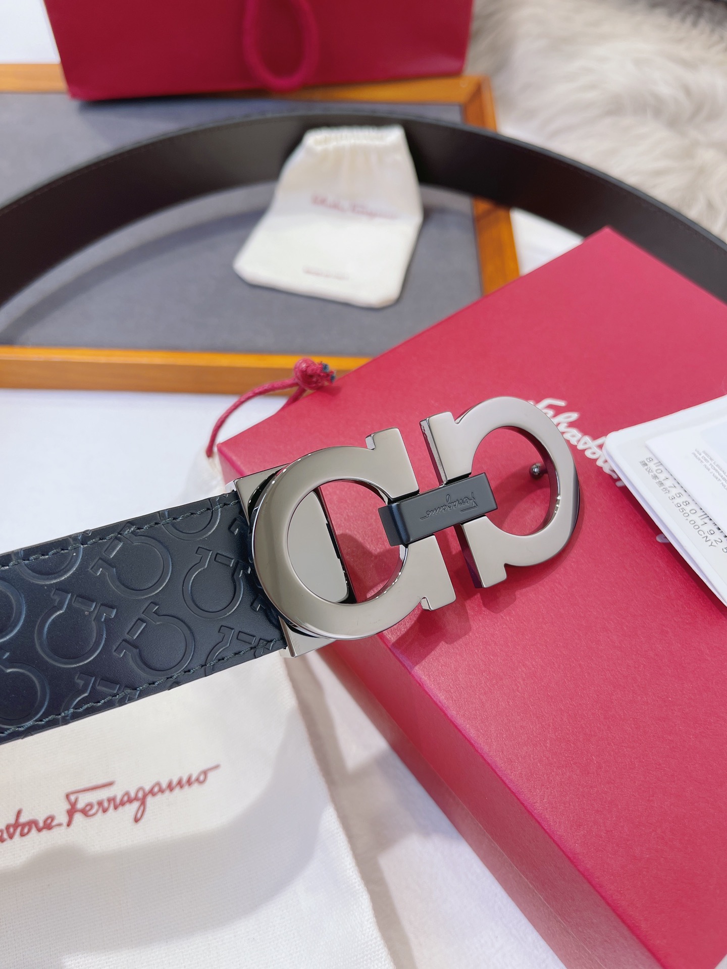 Salvatore Ferragamo Male Leather Belt M