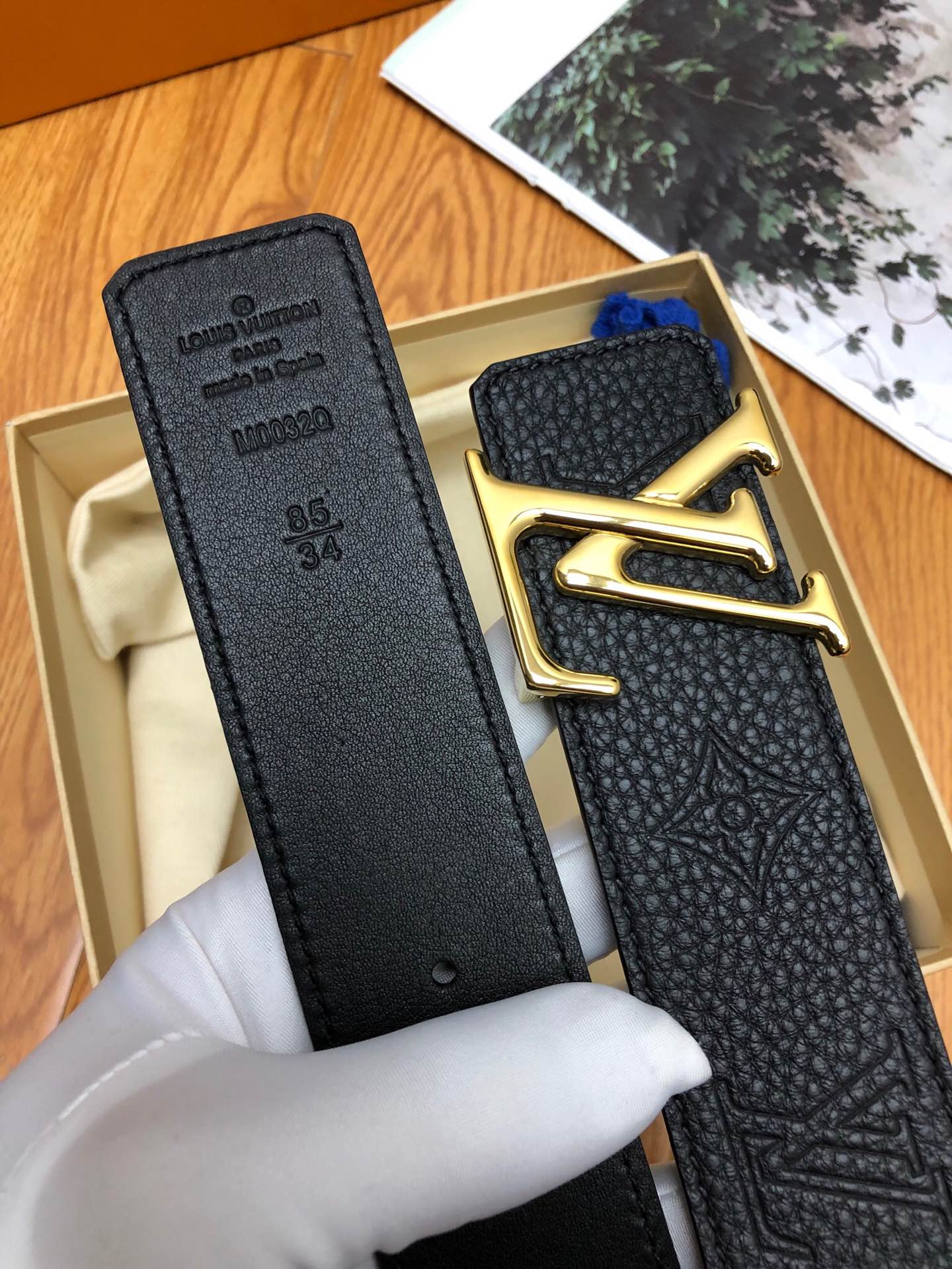 Louis Vuitton Male Leather Belt Cow Leather 0mm-s-l