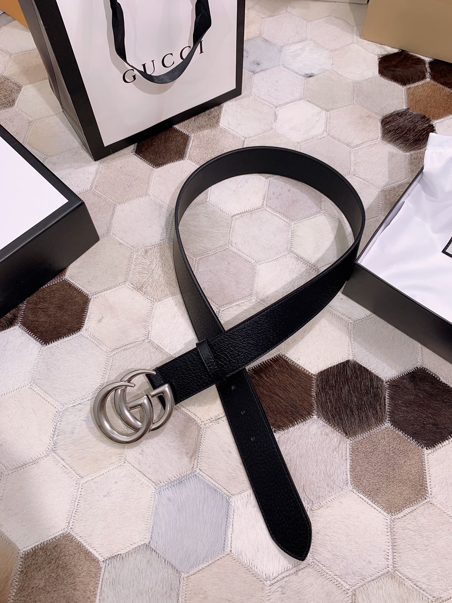 Gucci Basic Belt Cow Leather