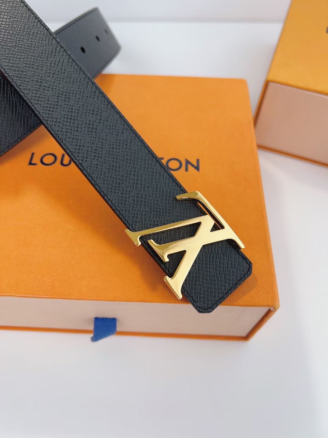 Louis Vuitton Basic Belt Top Grain Leather M