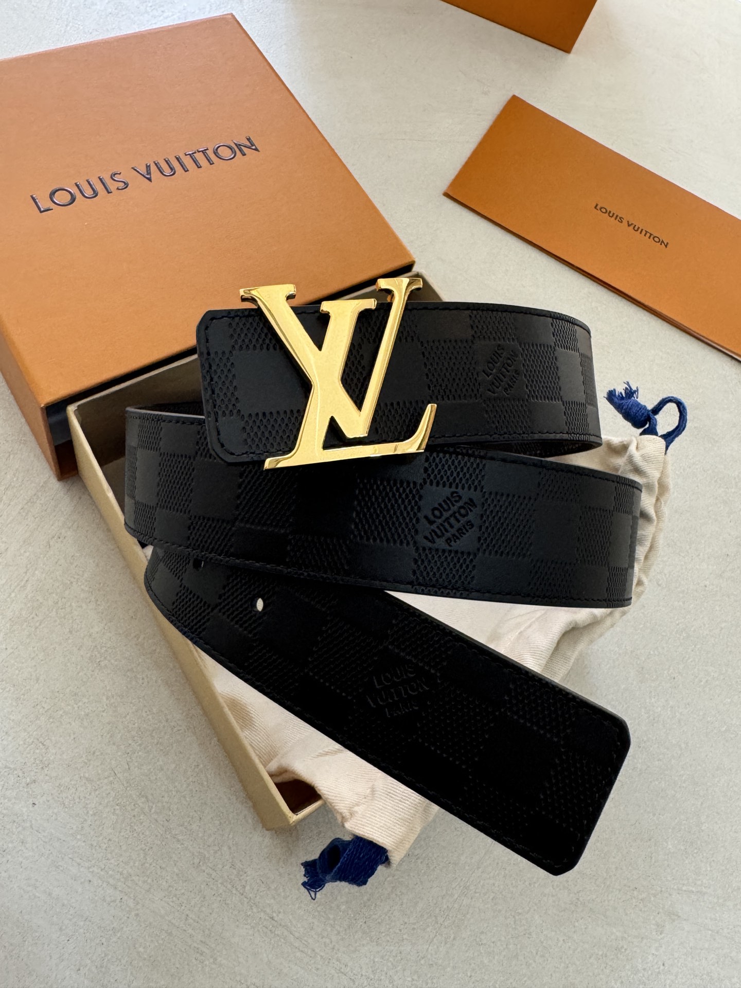 Louis Vuitton Male Basic Belt Cow Leather 40mm-l