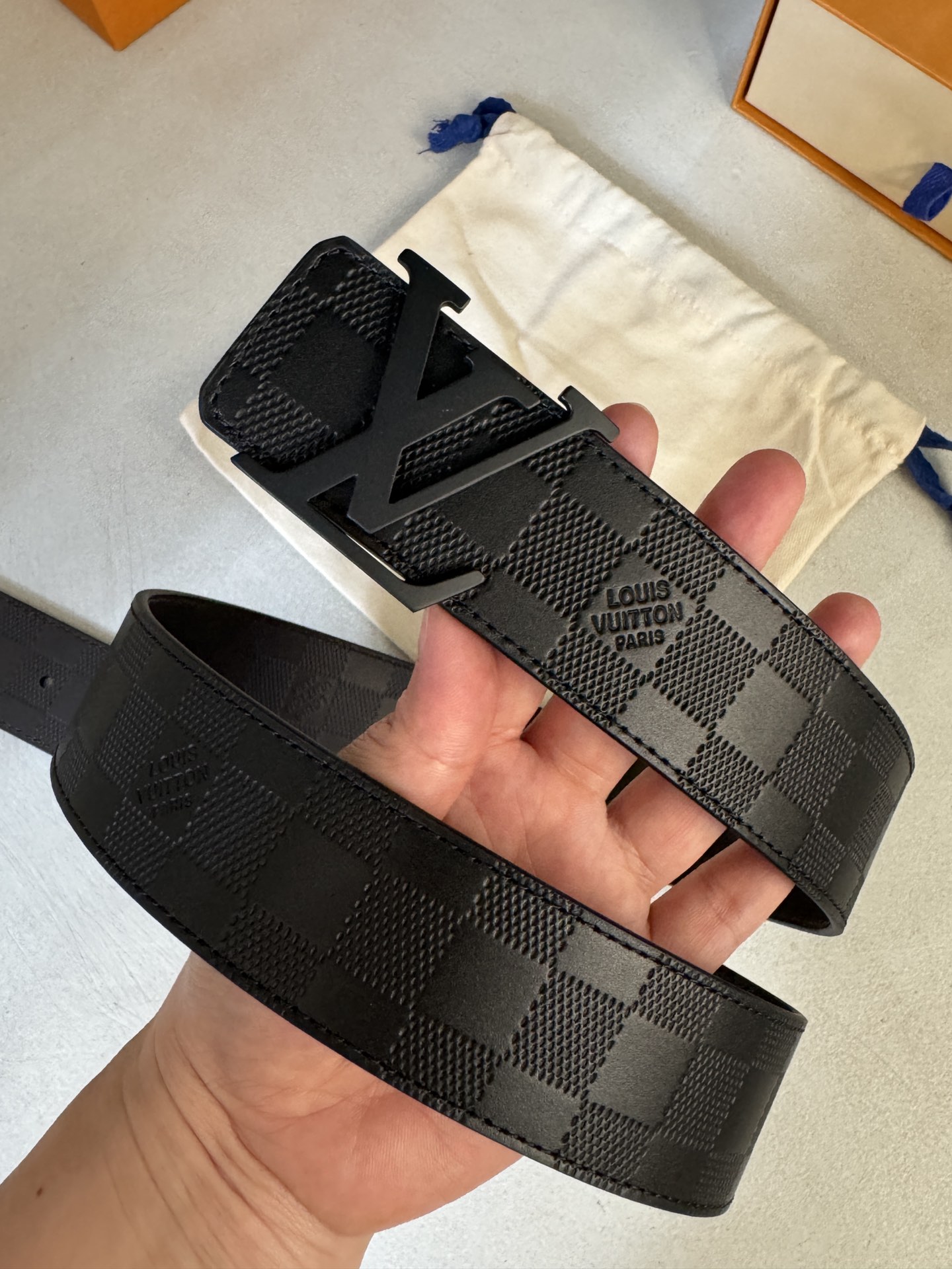 Louis Vuitton Male Basic Belt Cow Leather 40mm-l