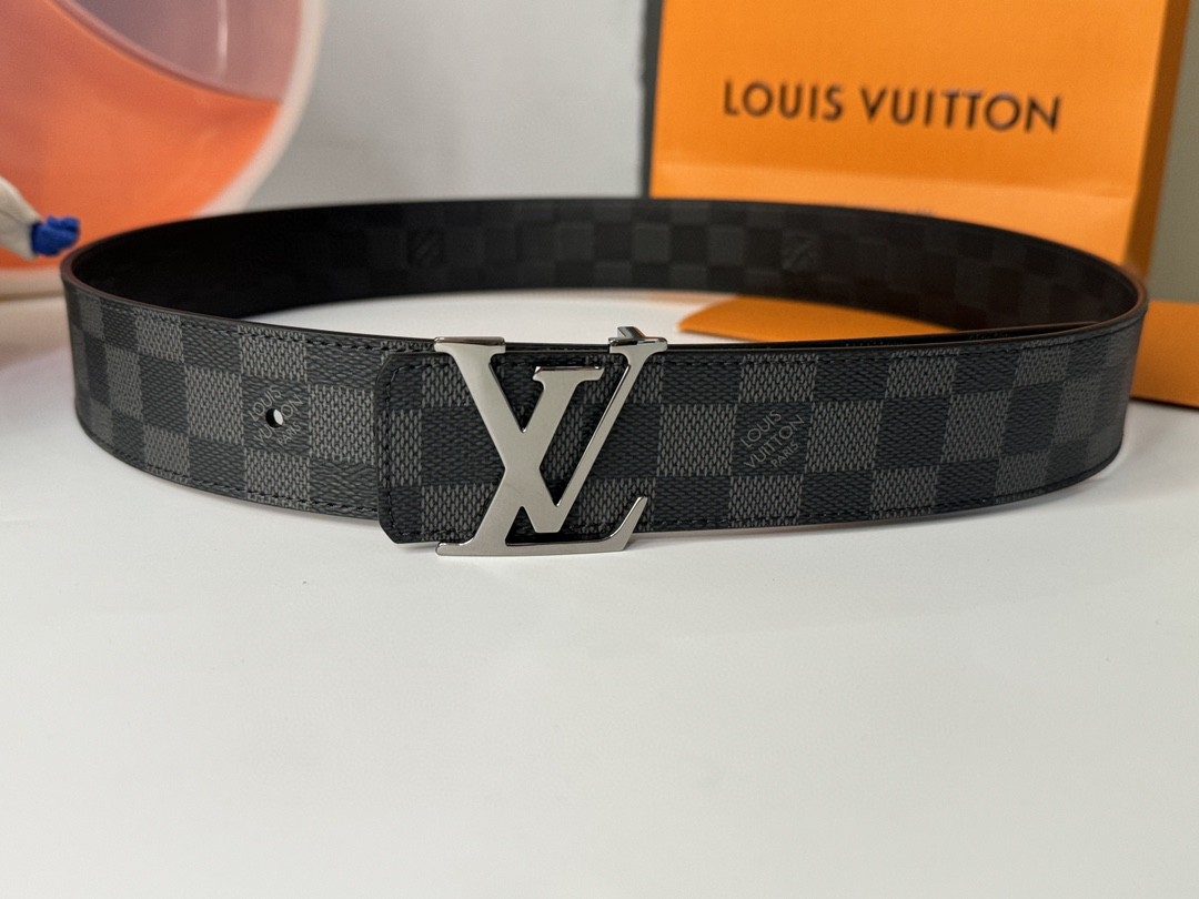 Louis Vuitton Male Basic Belt Cow Leather 40mm-l