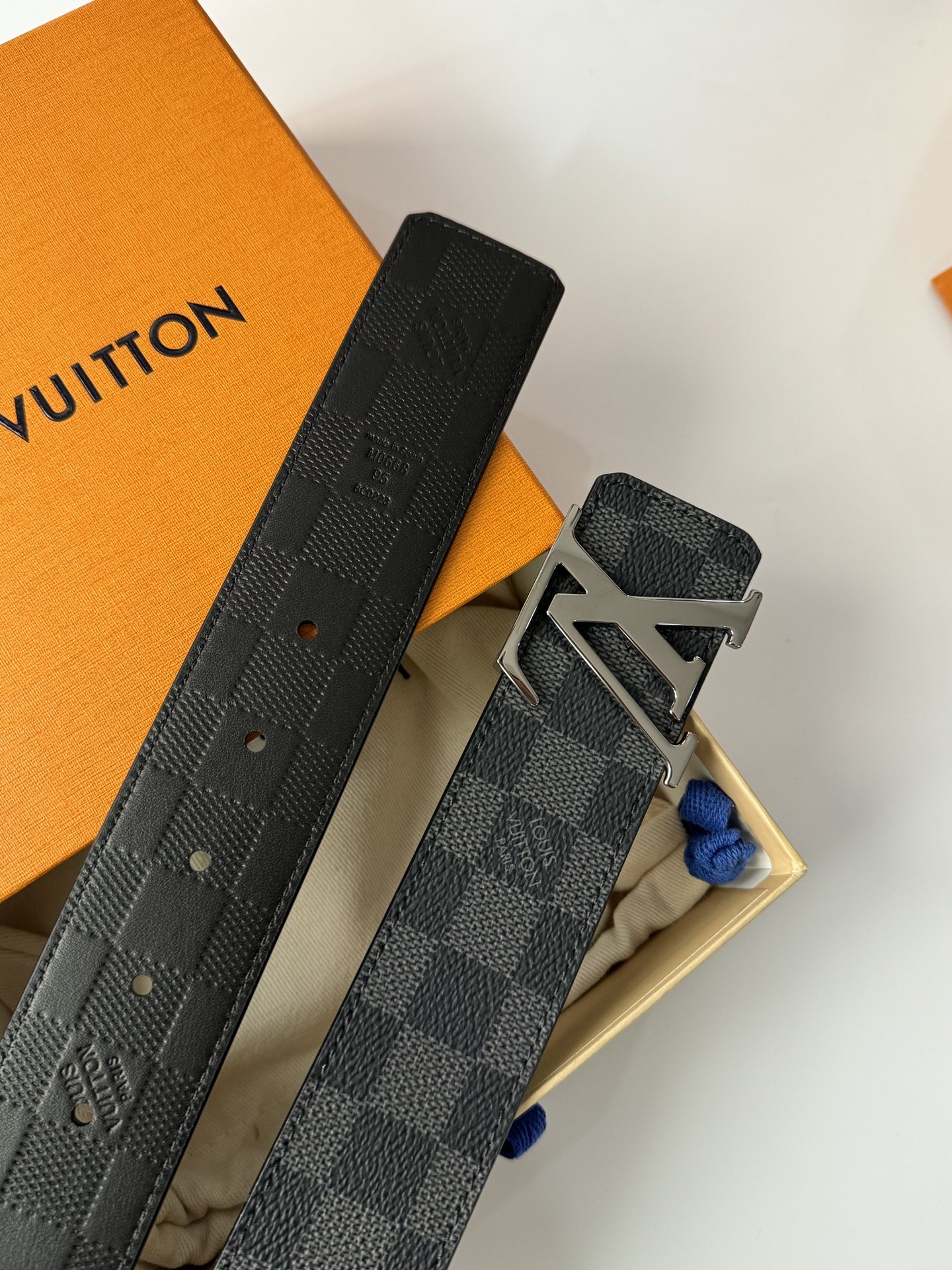 Louis Vuitton Male Basic Belt Cow Leather 40mm-l