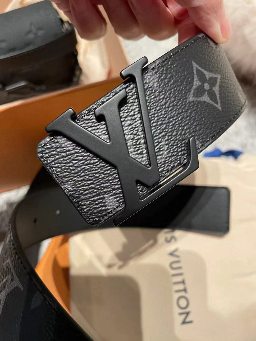 Louis Vuitton Male Basic Belt Cow Leather M