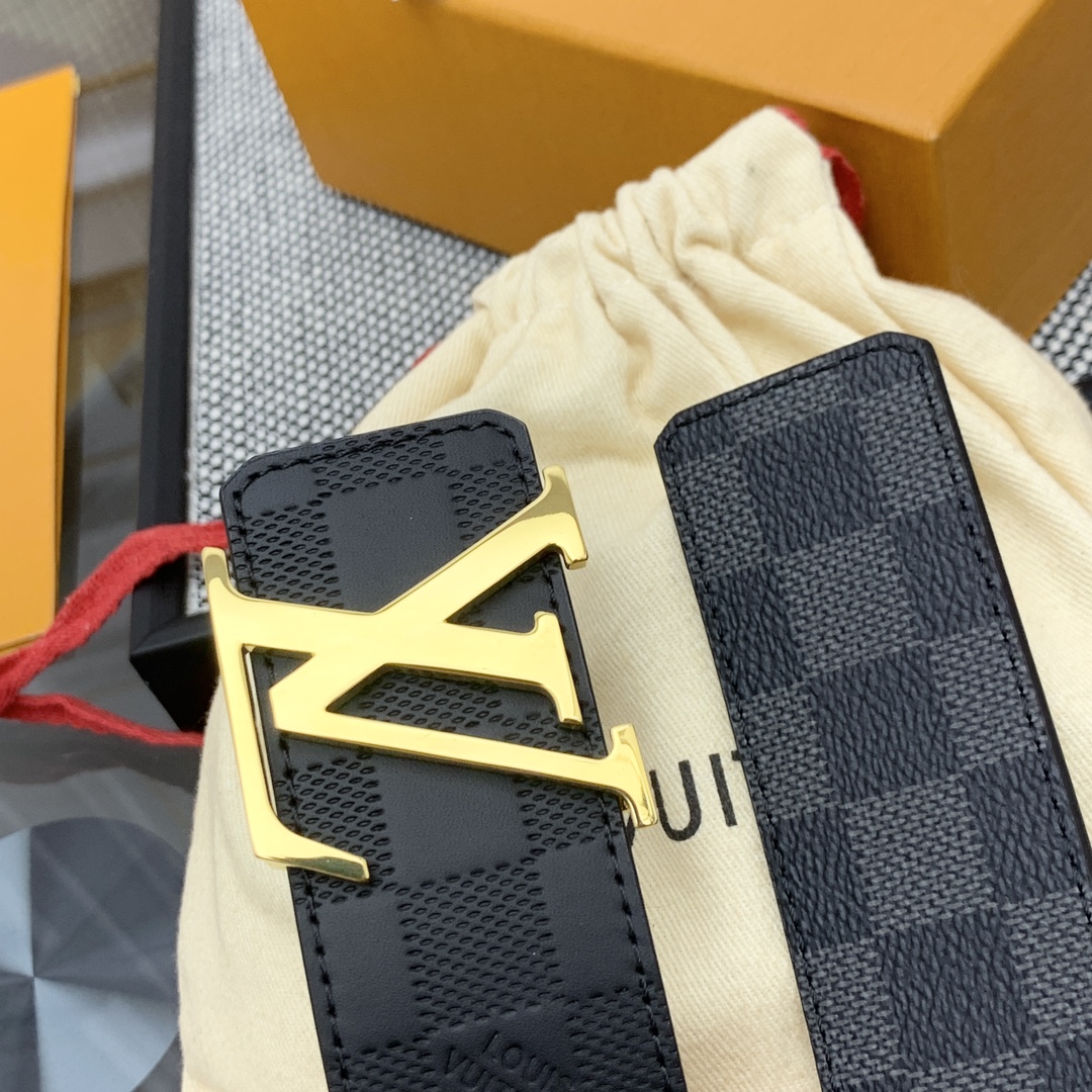 Louis Vuitton Male Basic Belt Cow Leather M