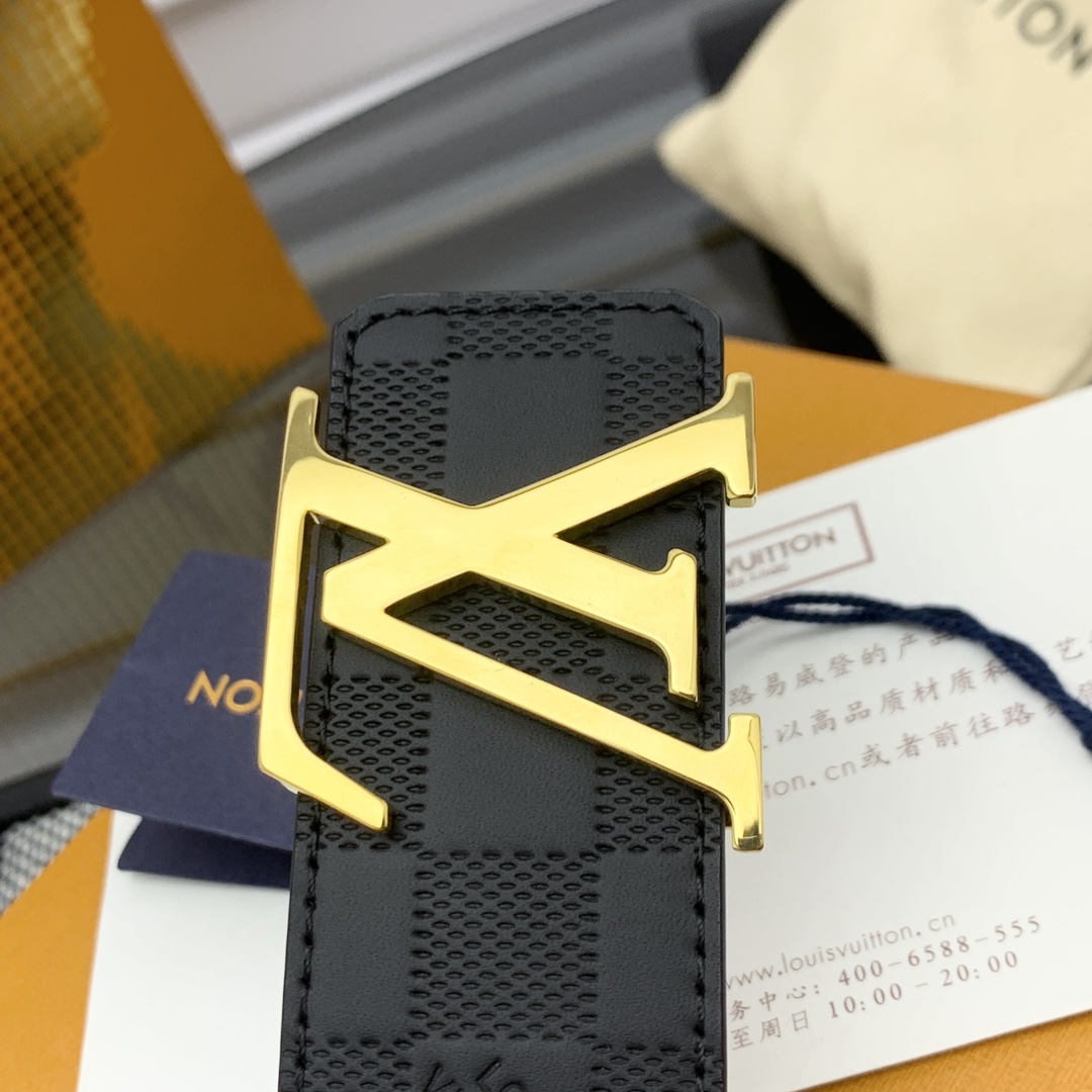 Louis Vuitton Male Basic Belt Cow Leather M