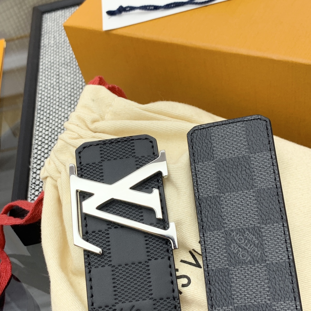 Louis Vuitton Male Basic Belt Cow Leather M