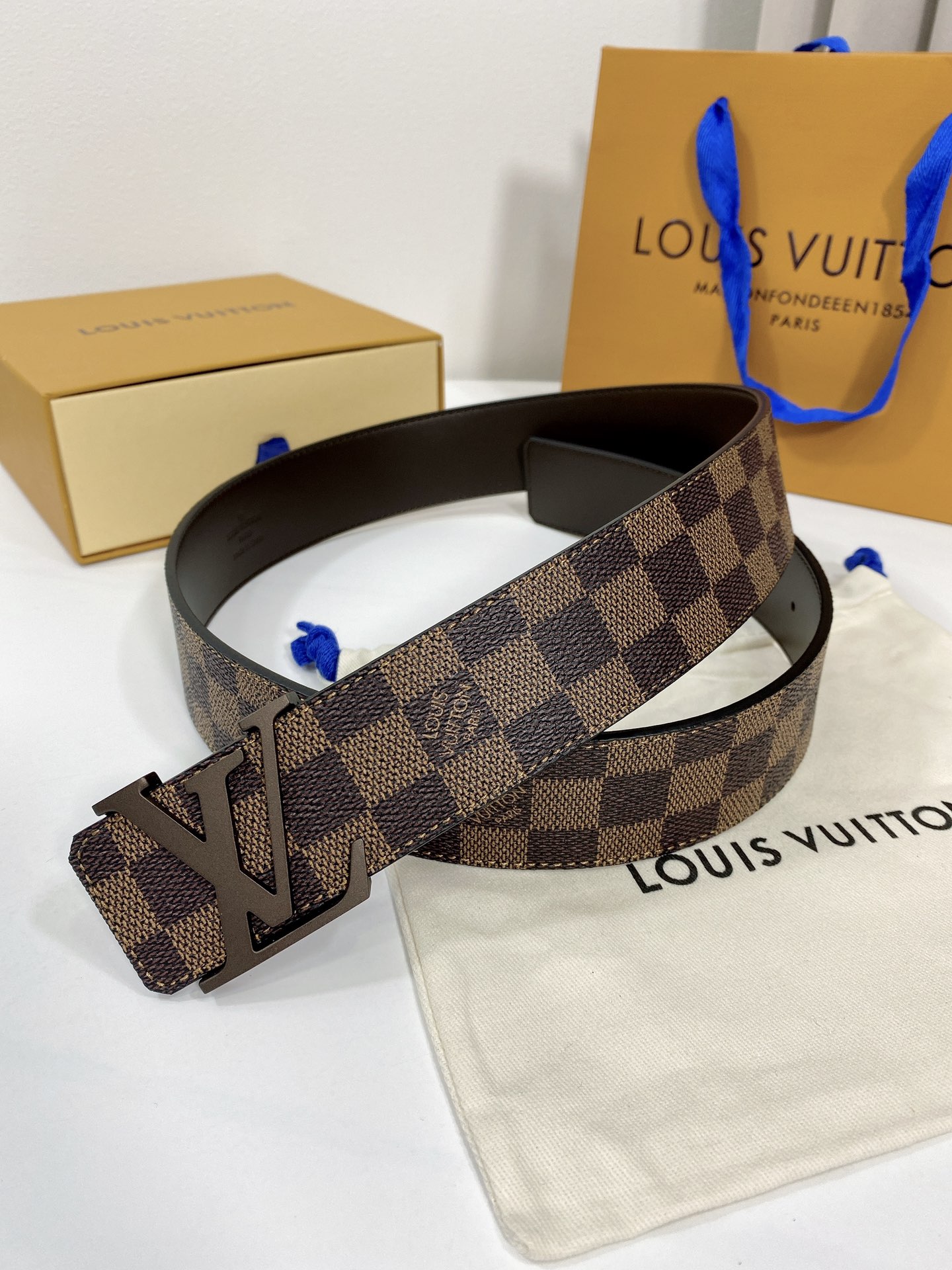 Louis Vuitton Leather Belt Top Grain Leather S-m-l