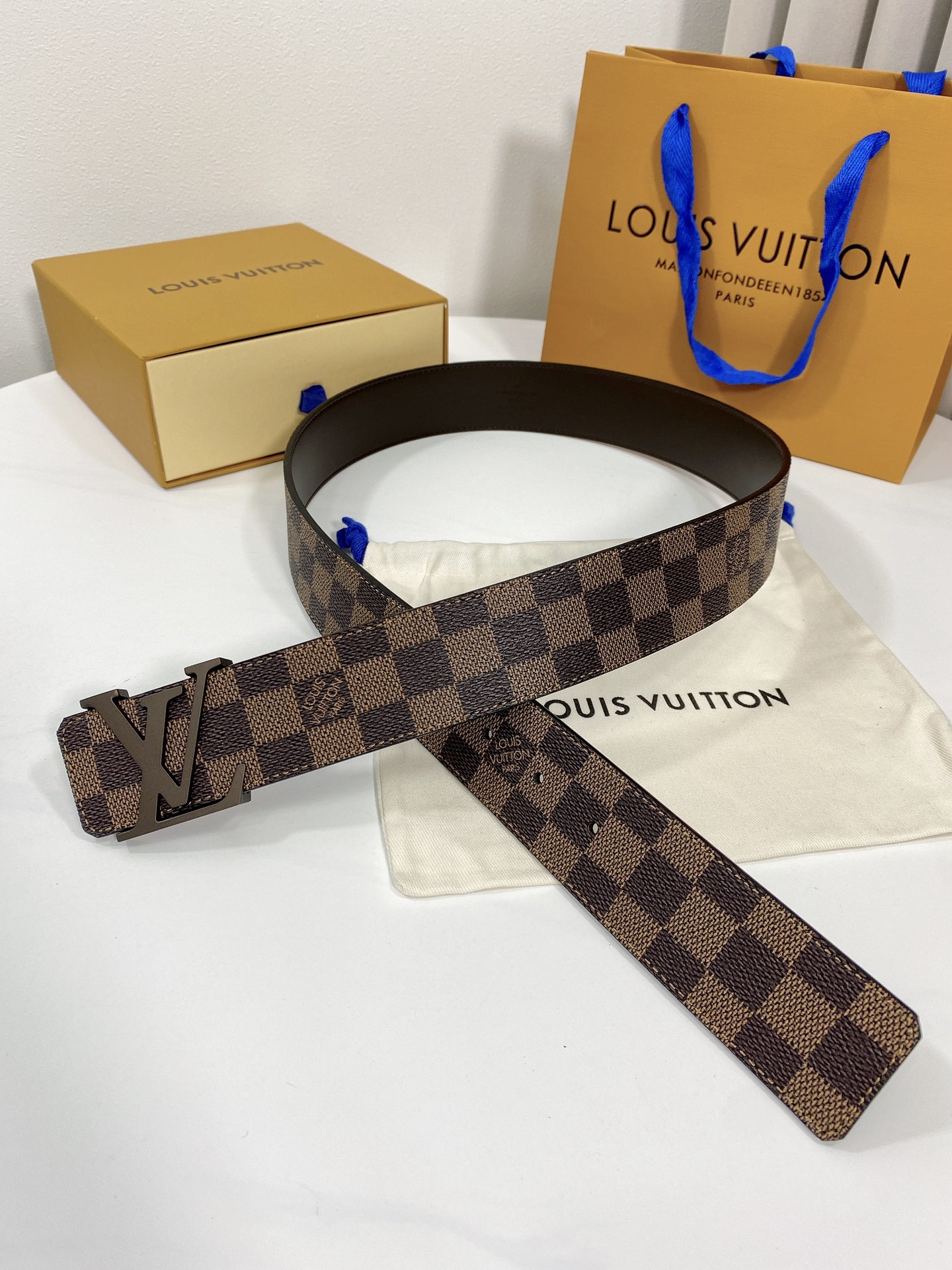 Louis Vuitton Leather Belt Top Grain Leather S-m-l
