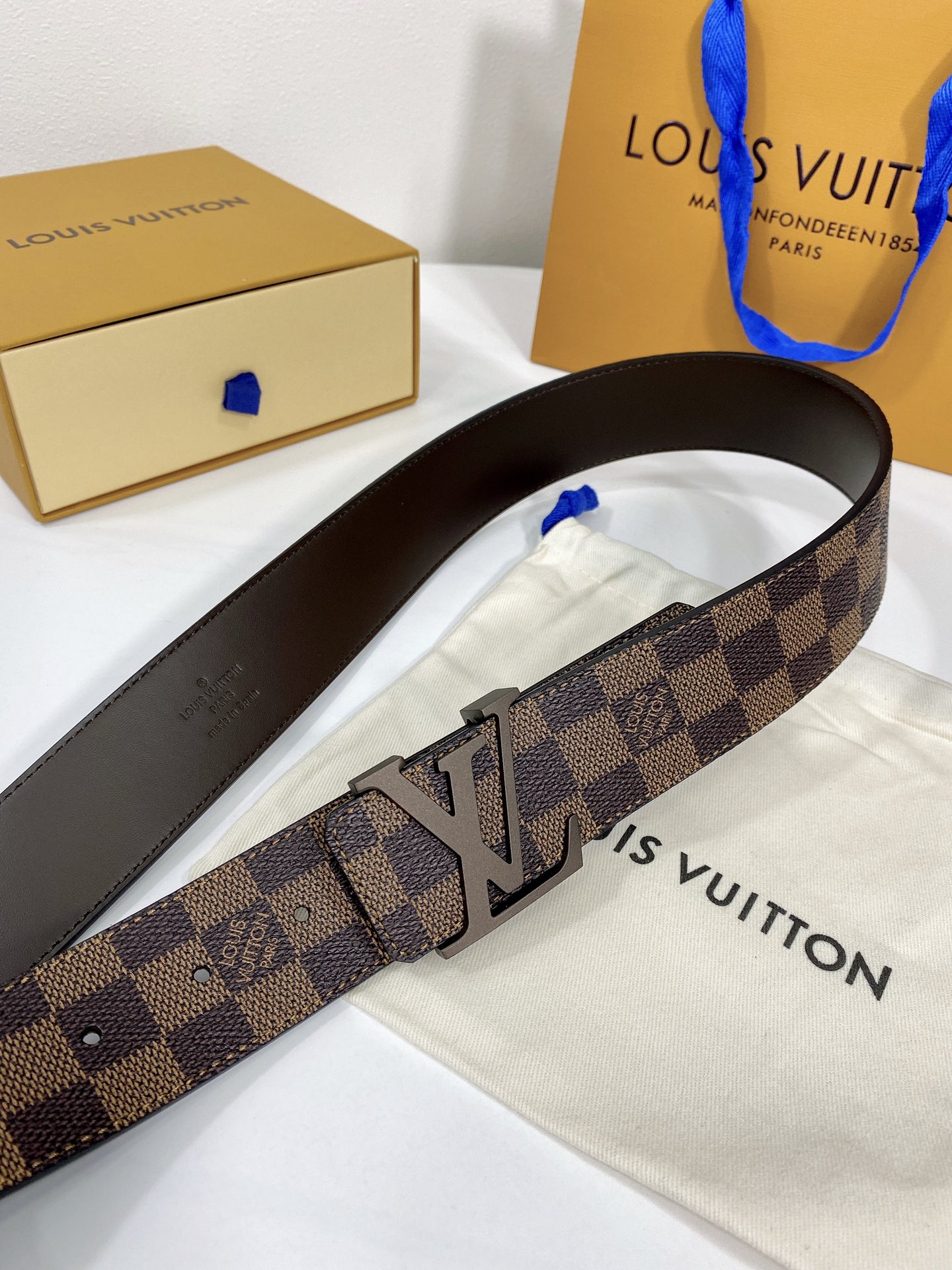 Louis Vuitton Leather Belt Top Grain Leather S-m-l
