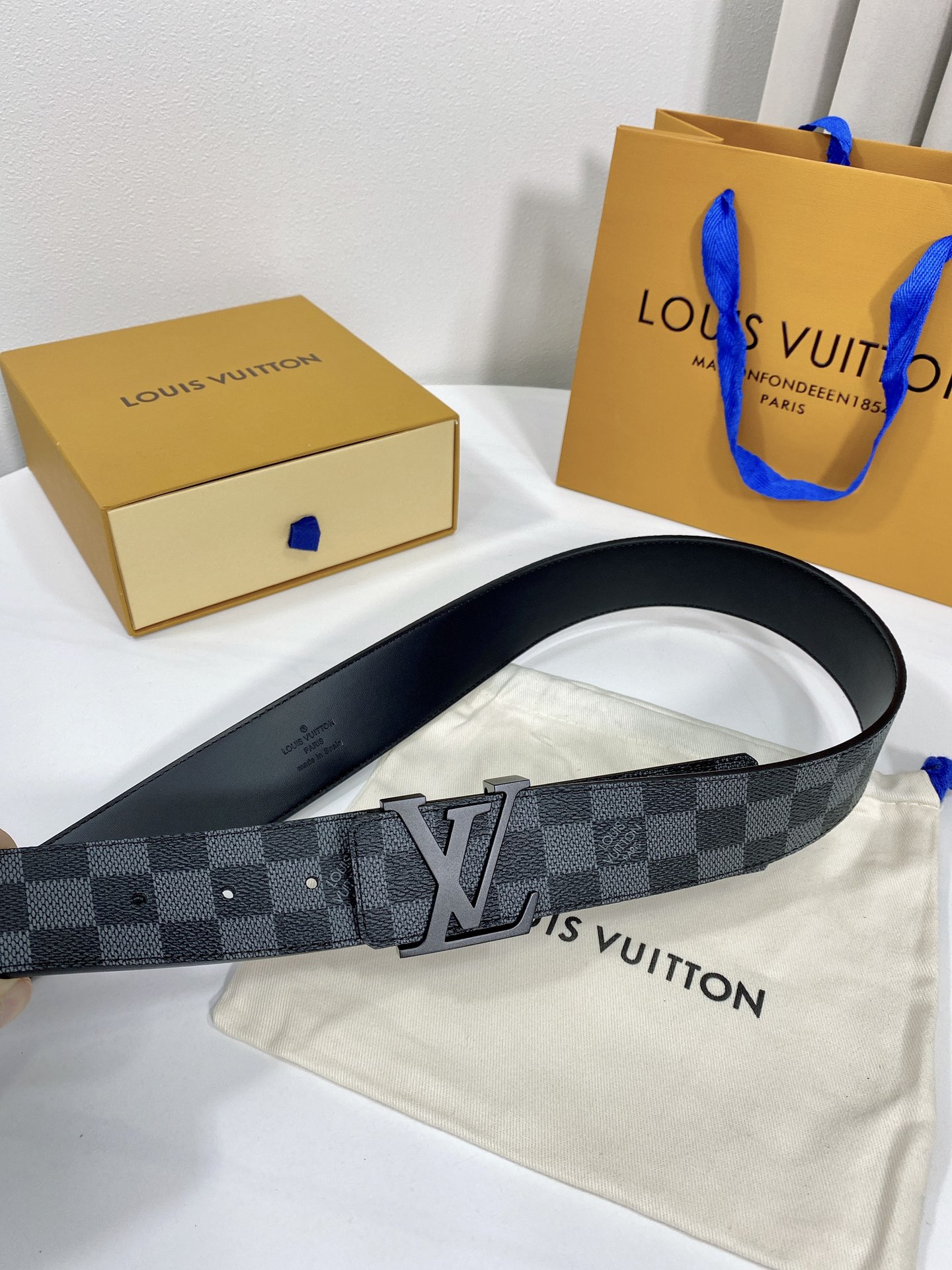 Louis Vuitton Leather Belt Top Grain Leather S-m-l