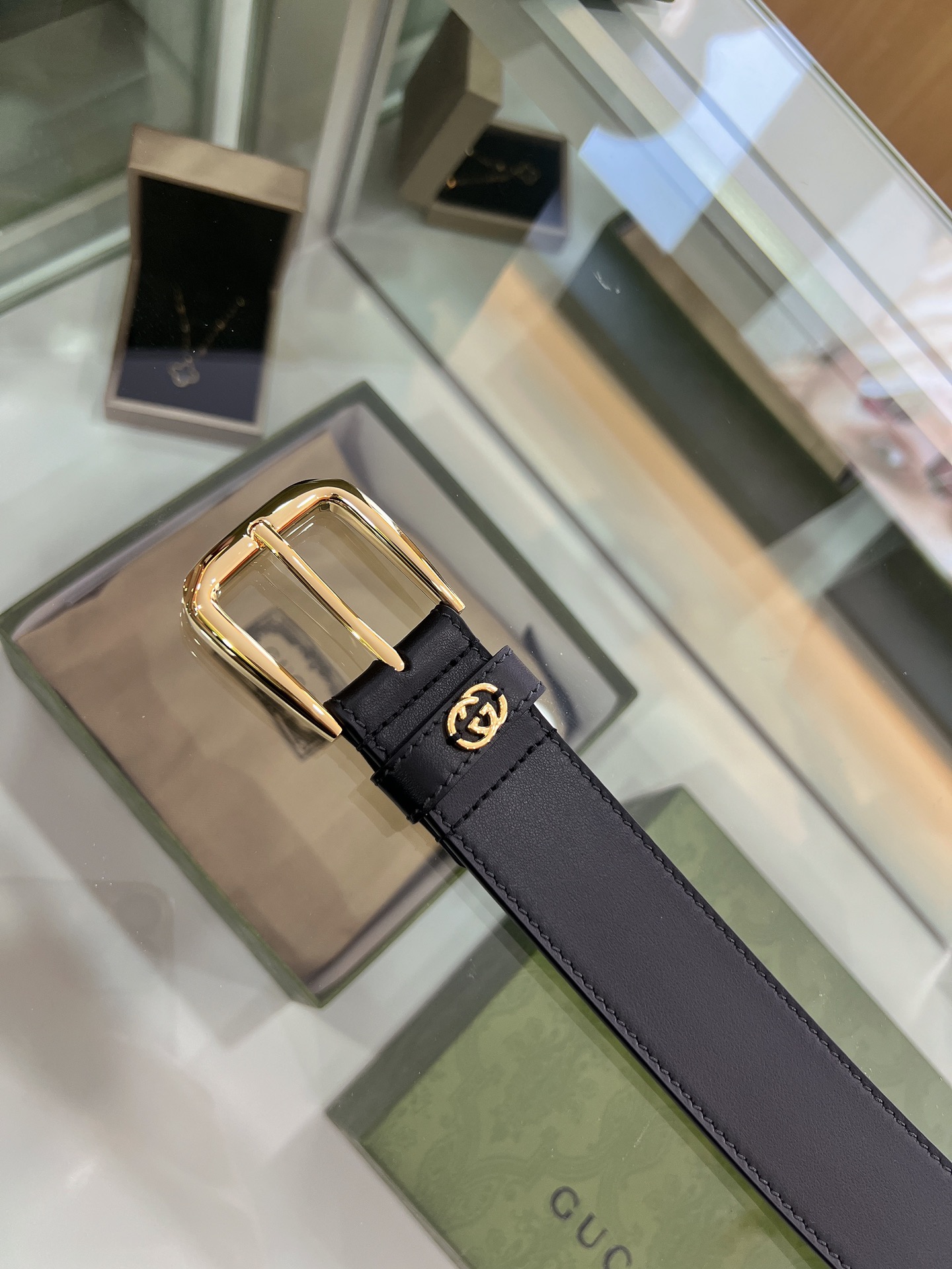 Gucci Basic Belt Top Grain Leather M