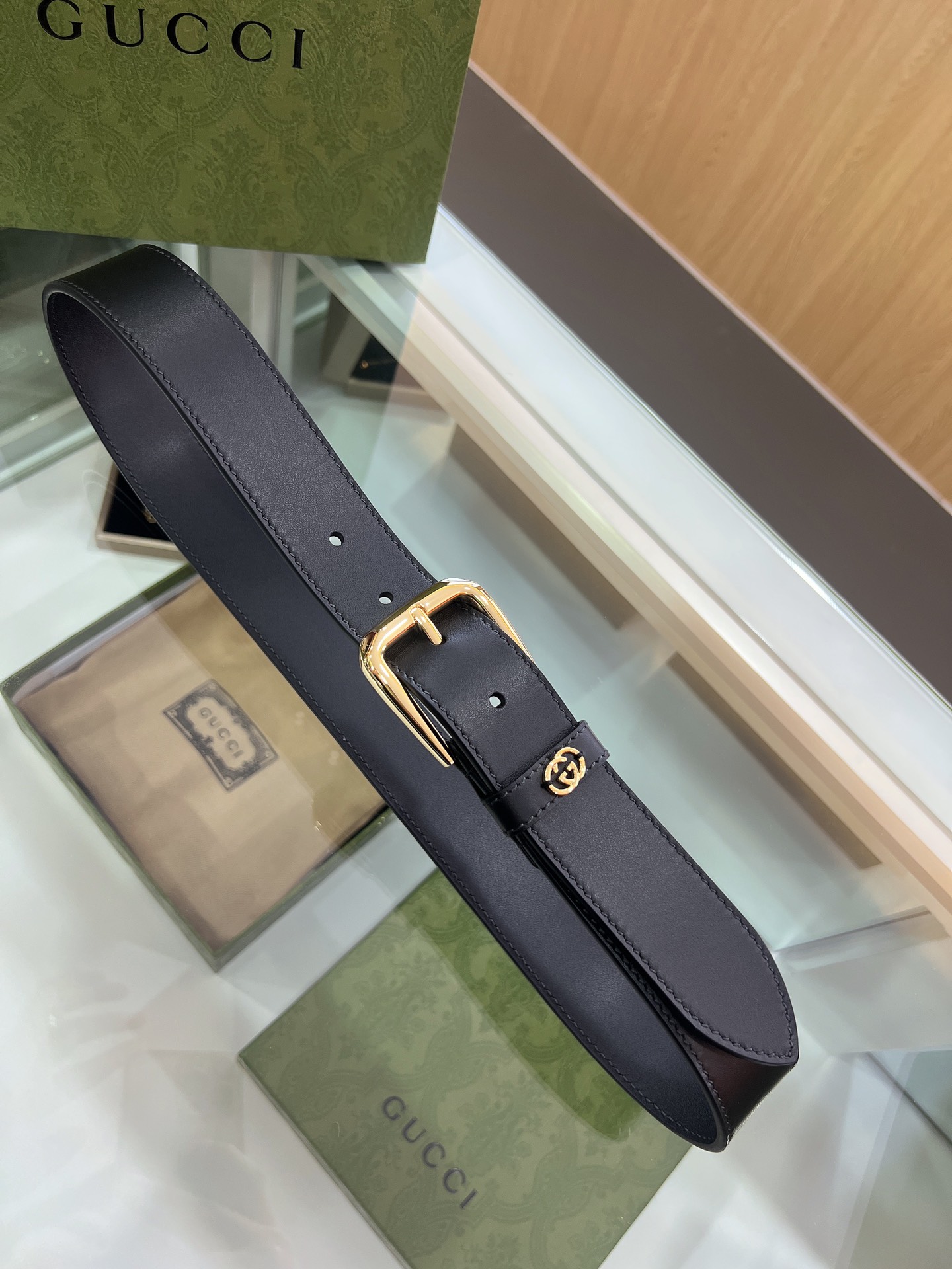 Gucci Basic Belt Top Grain Leather M