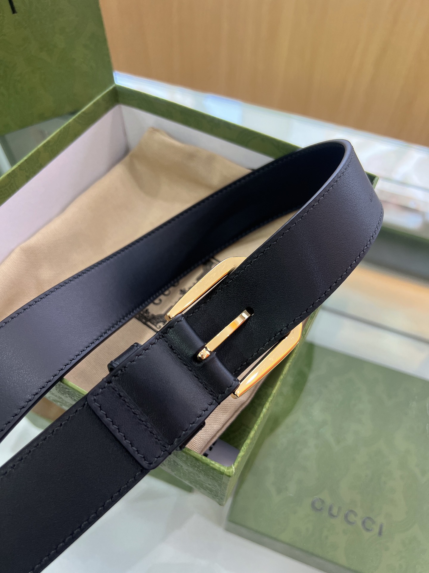 Gucci Basic Belt Top Grain Leather M