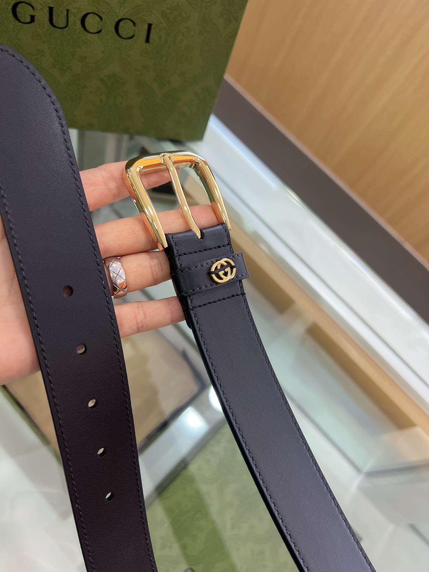 Gucci Basic Belt Top Grain Leather M