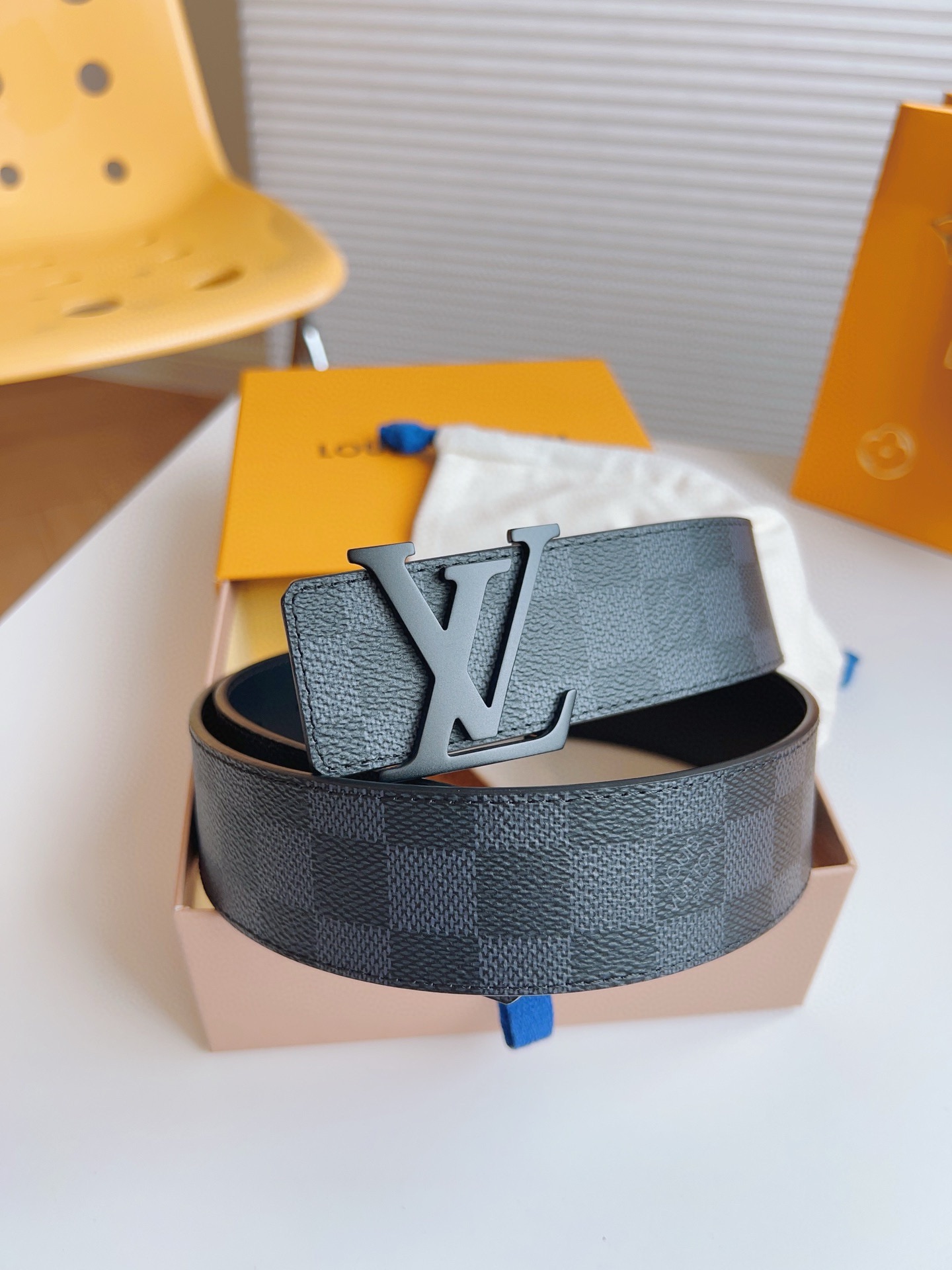 Louis Vuitton Male Basic Belt M-l